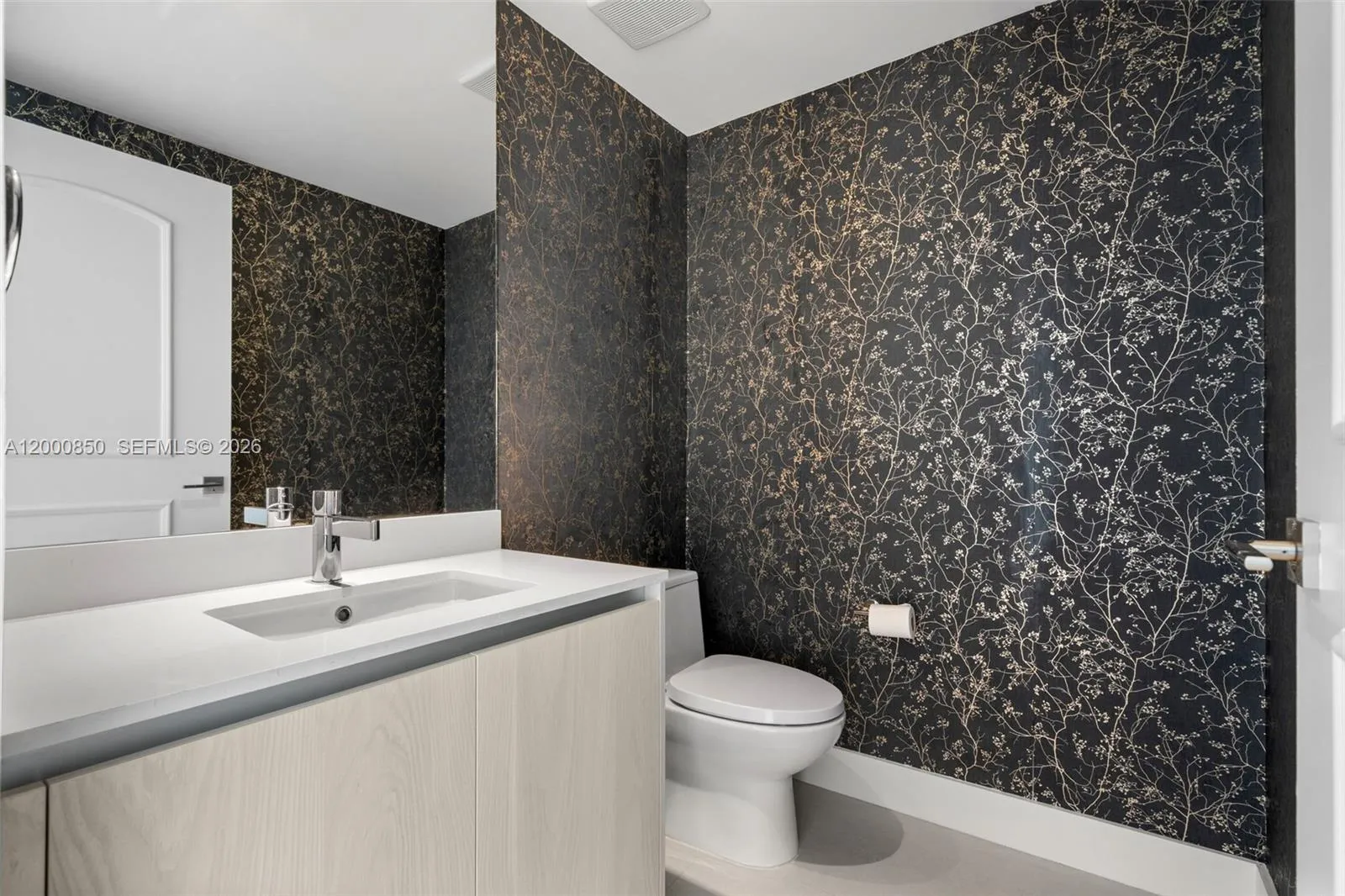3131 Ne 7th Ave 3306, Miami, Florida 33137, Miami, Florida 33137, 3 Bedrooms Bedrooms, ,3 BathroomsBathrooms,Residential,For Sale,3131 Ne 7th Ave 3306, Miami, Florida 33137,A12000850