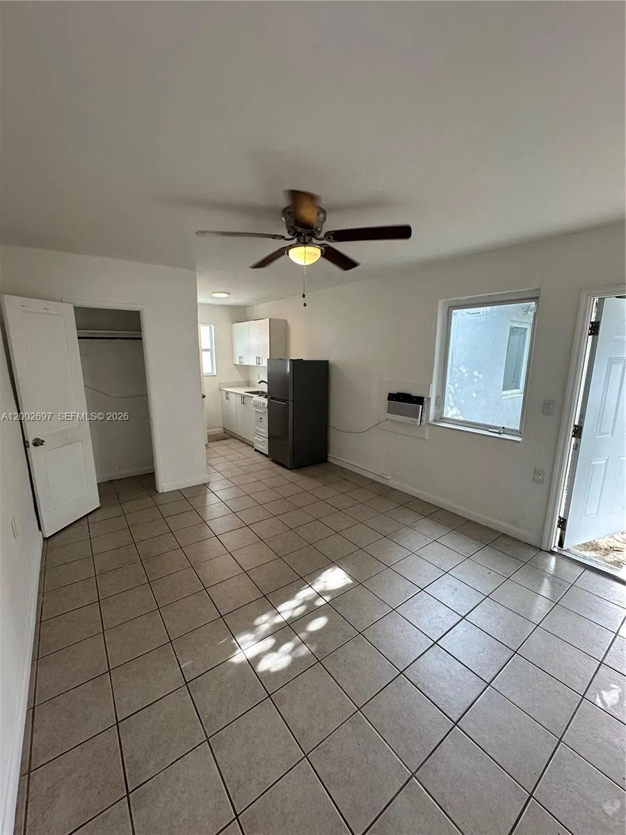 480 Sw 10th St 6, Miami, Florida 33130, Miami, Florida 33130, ,1 BathroomBathrooms,Residential Lease,For Rent,480 Sw 10th St 6, Miami, Florida 33130,A12002697
