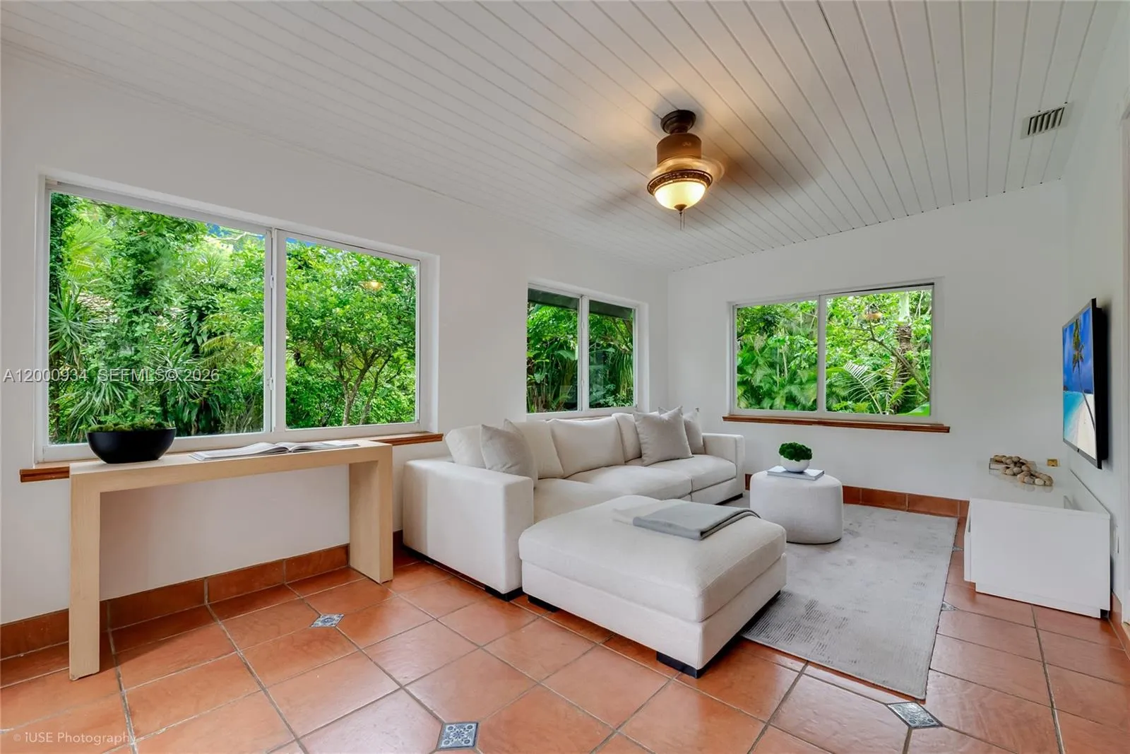 Poolside Family Room