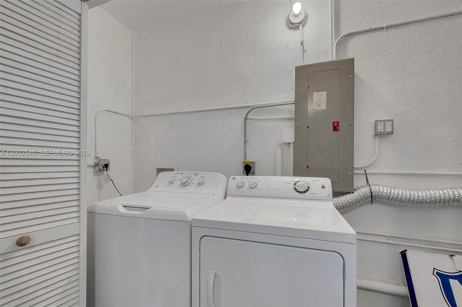 3604 Sw 60th Ave, Miami, Florida 33155, Miami, Florida 33155, 2 Bedrooms Bedrooms, ,2 BathroomsBathrooms,Residential Lease,For Rent,3604 Sw 60th Ave, Miami, Florida 33155,A12002545