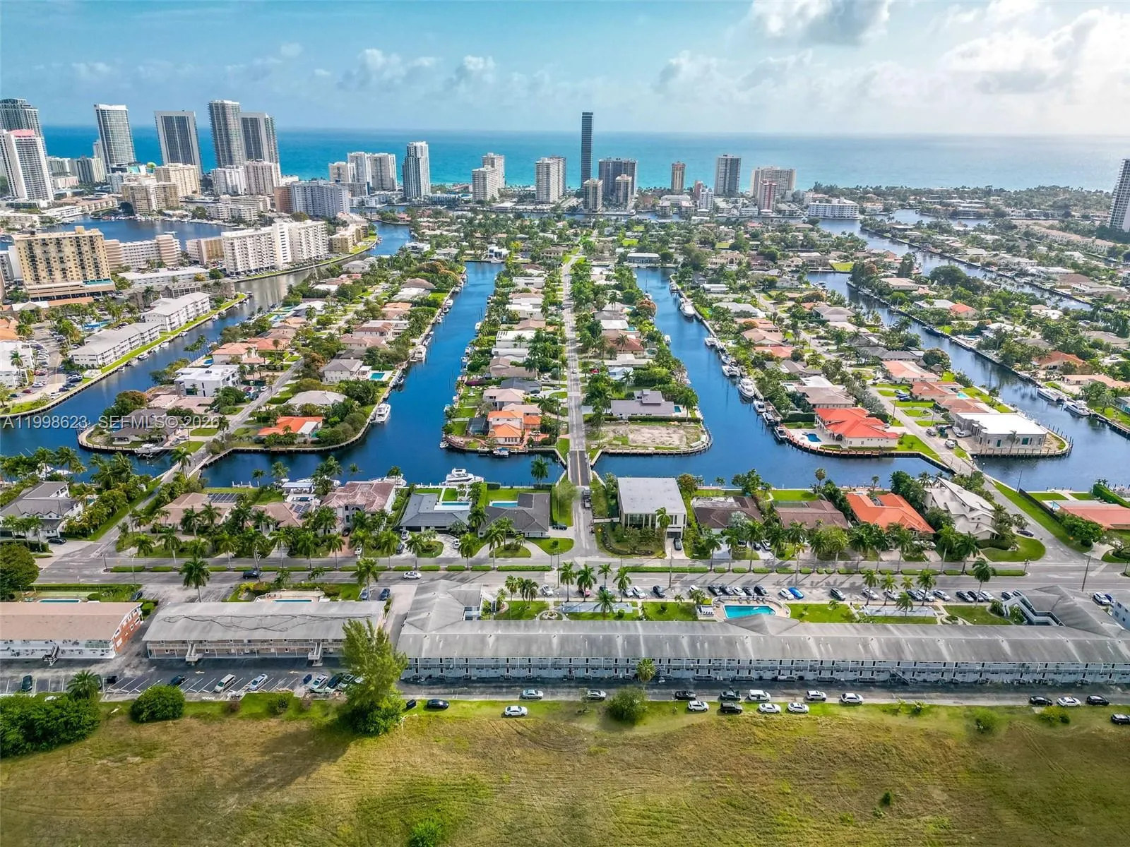 600 Layne Blvd 126, Hallandale Beach, Florida 3300, Hallandale Beach, Florida 33009, 2 Bedrooms Bedrooms, ,1 BathroomBathrooms,Residential,For Sale,600 Layne Blvd 126, Hallandale Beach, Florida 3300,A11998623