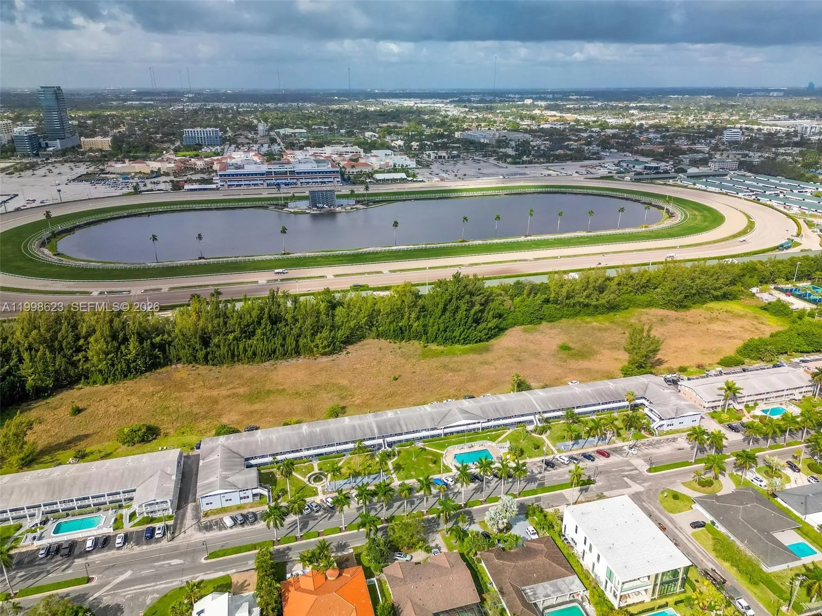 600 Layne Blvd 126, Hallandale Beach, Florida 3300, Hallandale Beach, Florida 33009, 2 Bedrooms Bedrooms, ,1 BathroomBathrooms,Residential,For Sale,600 Layne Blvd 126, Hallandale Beach, Florida 3300,A11998623