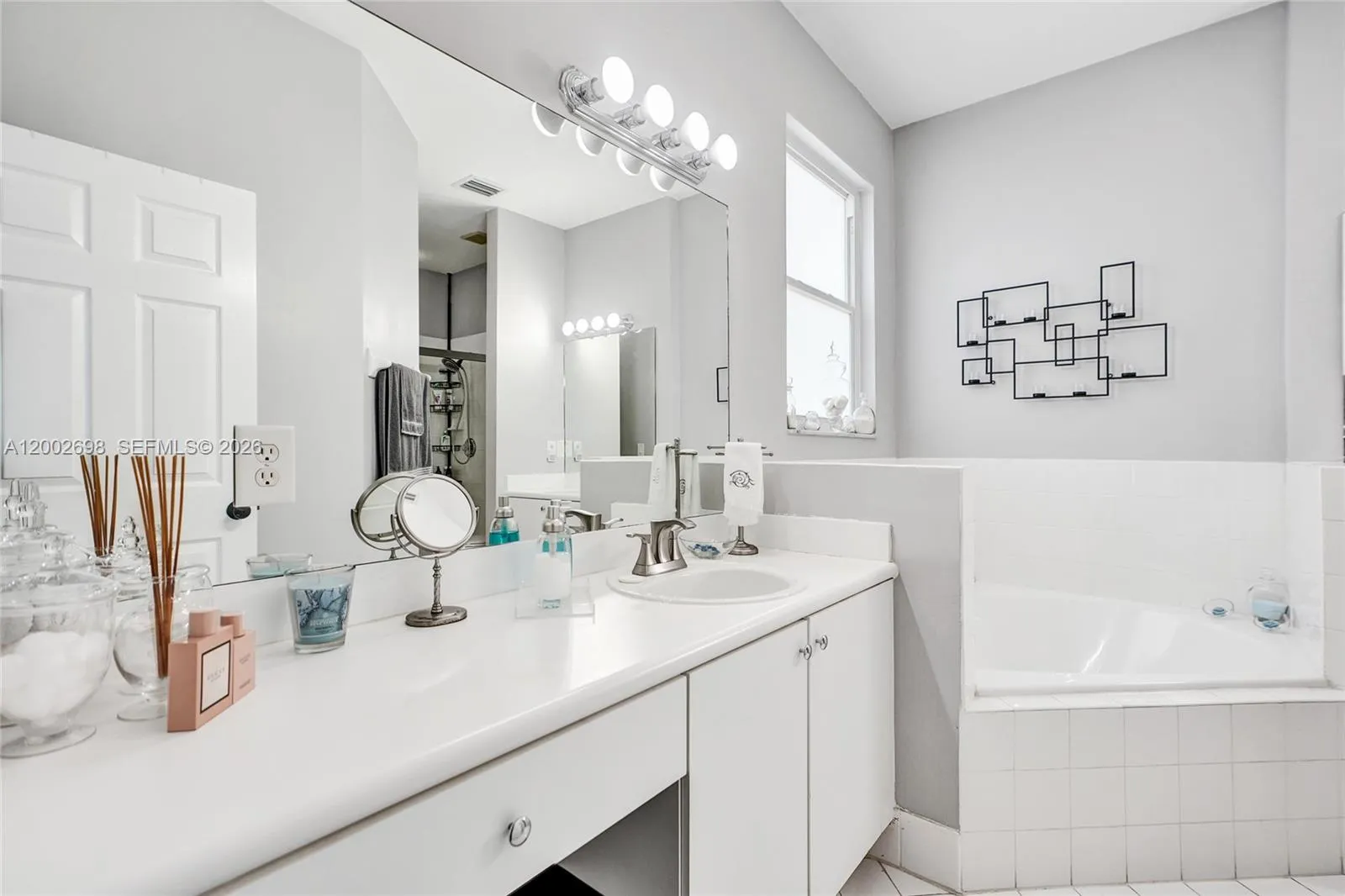 12839 Sw 135th Ter, Miami, Florida 33186, Miami, Florida 33186, 3 Bedrooms Bedrooms, ,2 BathroomsBathrooms,Residential,For Sale,12839 Sw 135th Ter, Miami, Florida 33186,A12002698