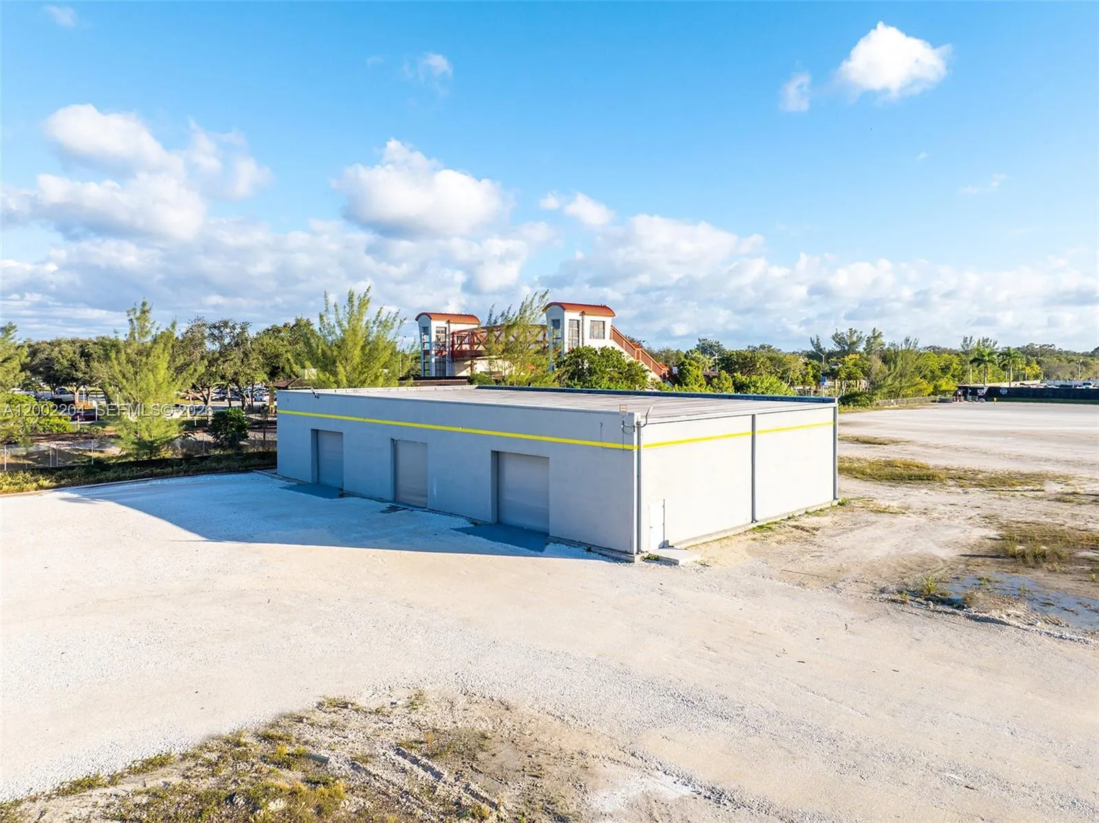 3080 Sheridan St Warehouse + Office, Hollywood, Fl, Hollywood, Florida 33020, ,Commercial Lease,For Rent,3080 Sheridan St Warehouse + Office, Hollywood, Fl,A12002204