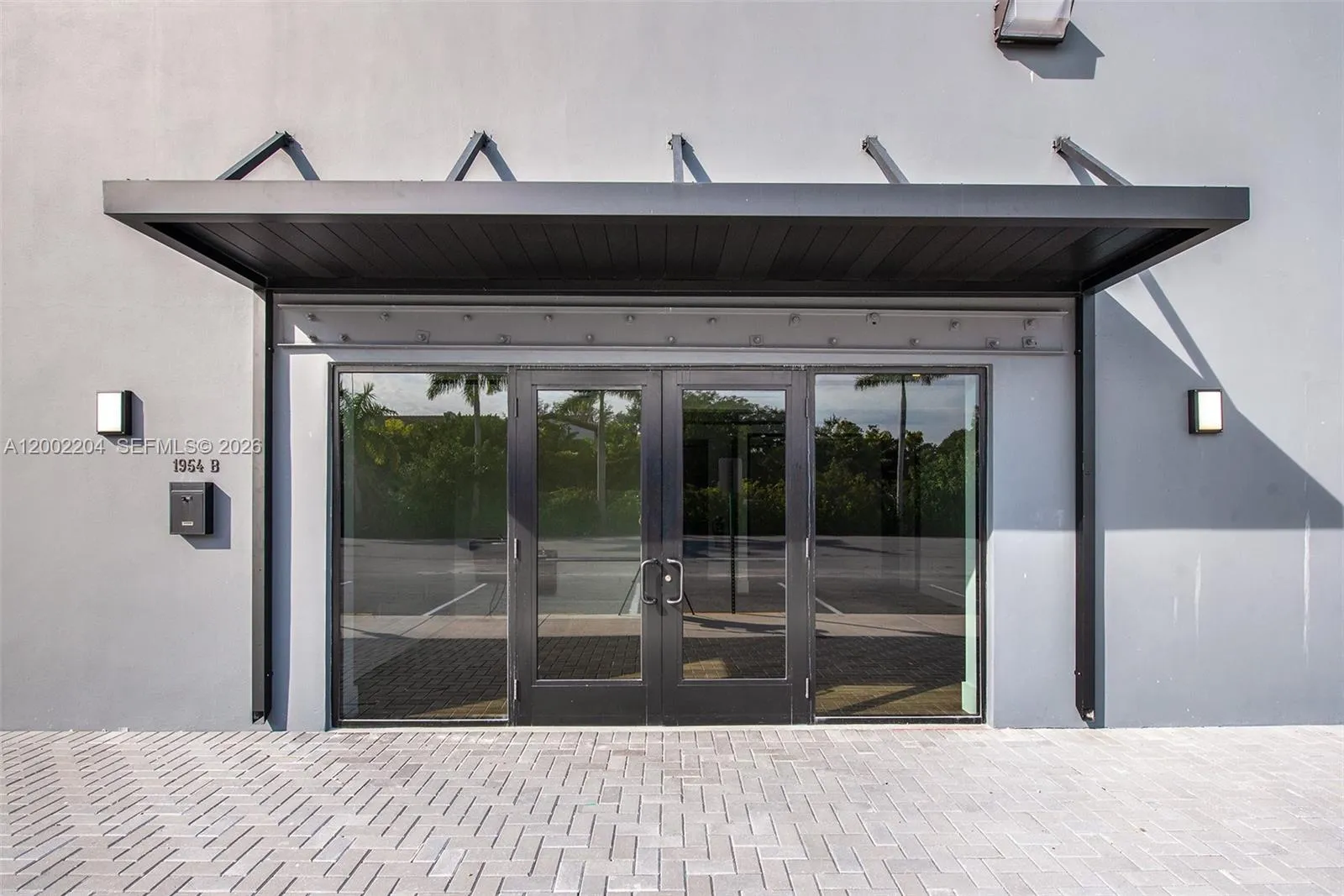 3080 Sheridan St Warehouse + Office, Hollywood, Fl, Hollywood, Florida 33020, ,Commercial Lease,For Rent,3080 Sheridan St Warehouse + Office, Hollywood, Fl,A12002204