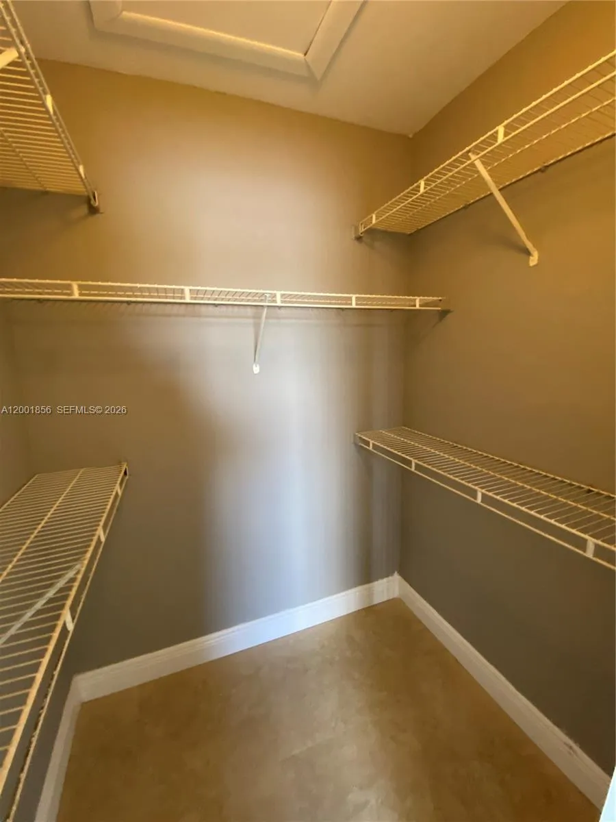 2820 N Oakland Forest Dr 307, Oakland Park, Florid, Oakland Park, Florida 33309, 1 Bedroom Bedrooms, ,1 BathroomBathrooms,Residential Lease,For Rent,2820 N Oakland Forest Dr 307, Oakland Park, Florid,A12001856
