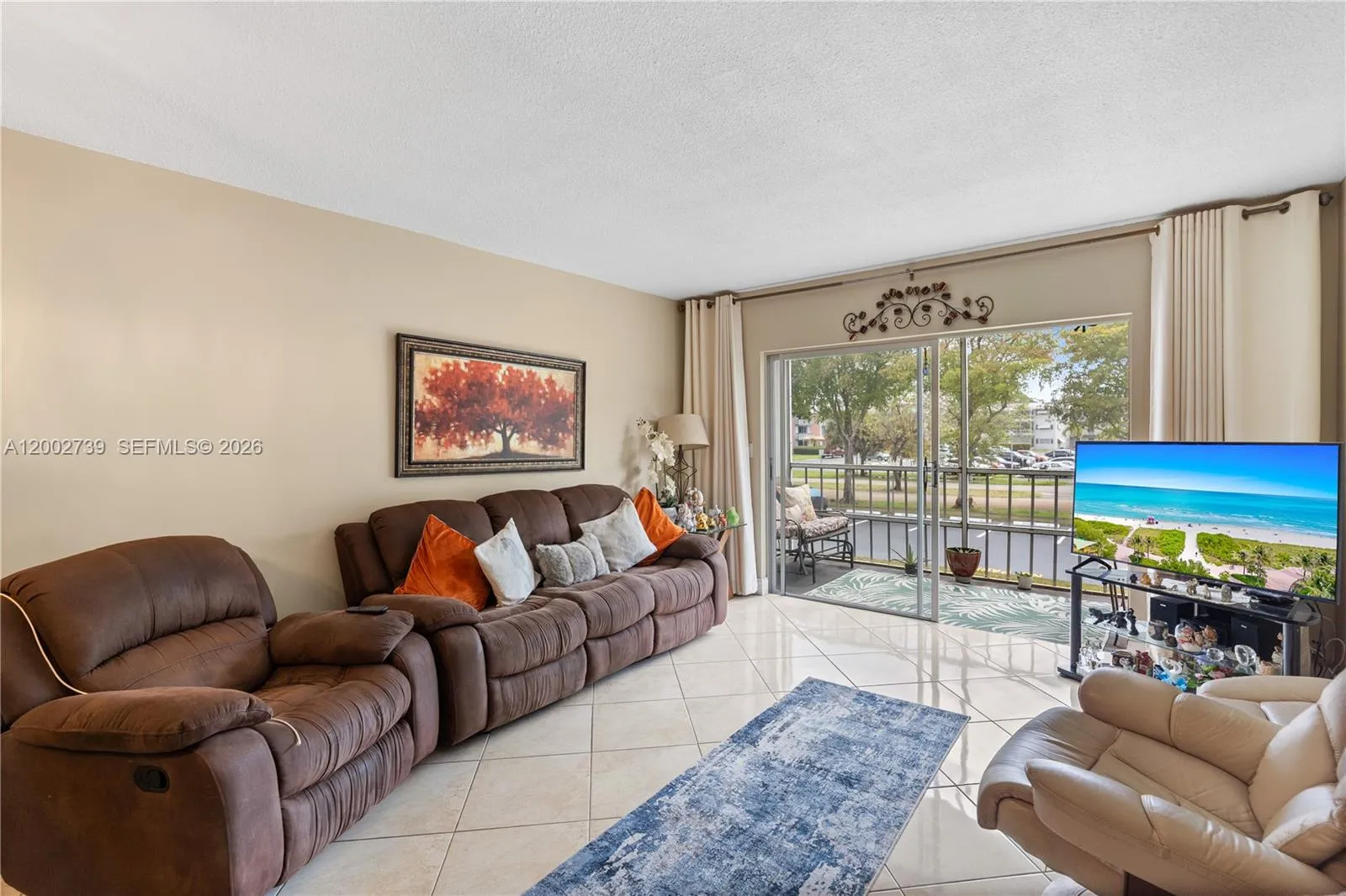 1000 Hillcrest Ct 214, Hollywood, Florida 33021, Hollywood, Florida 33021, 2 Bedrooms Bedrooms, ,2 BathroomsBathrooms,Residential,For Sale,1000 Hillcrest Ct 214, Hollywood, Florida 33021,A12002739