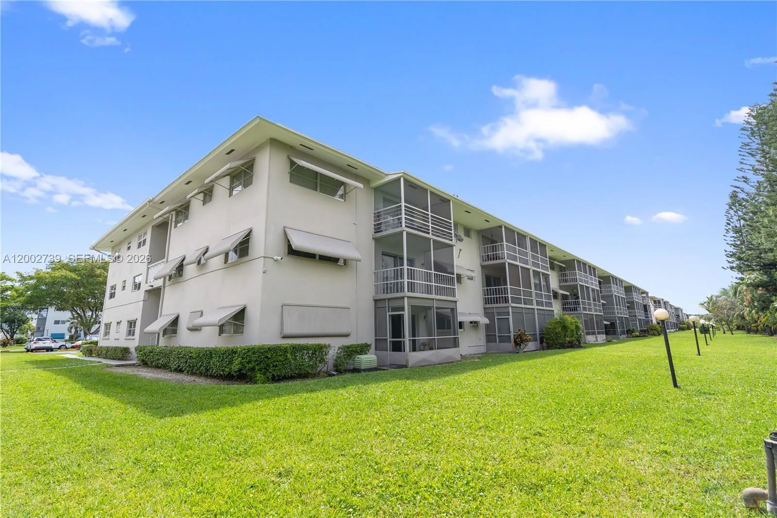 1000 Hillcrest Ct 214, Hollywood, Florida 33021, Hollywood, Florida 33021, 2 Bedrooms Bedrooms, ,2 BathroomsBathrooms,Residential,For Sale,1000 Hillcrest Ct 214, Hollywood, Florida 33021,A12002739
