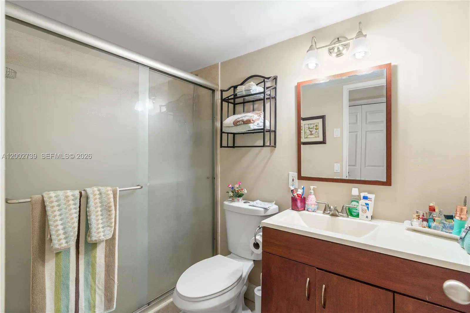 1000 Hillcrest Ct 214, Hollywood, Florida 33021, Hollywood, Florida 33021, 2 Bedrooms Bedrooms, ,2 BathroomsBathrooms,Residential,For Sale,1000 Hillcrest Ct 214, Hollywood, Florida 33021,A12002739