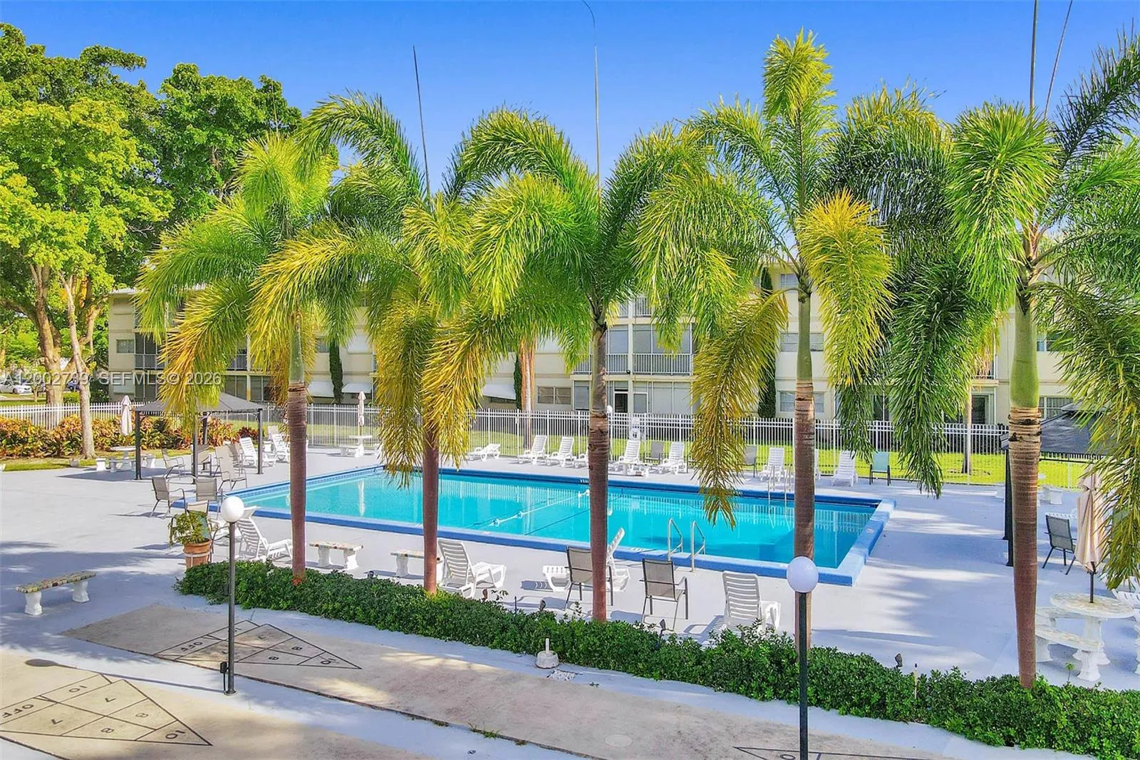 1000 Hillcrest Ct 214, Hollywood, Florida 33021, Hollywood, Florida 33021, 2 Bedrooms Bedrooms, ,2 BathroomsBathrooms,Residential,For Sale,1000 Hillcrest Ct 214, Hollywood, Florida 33021,A12002739