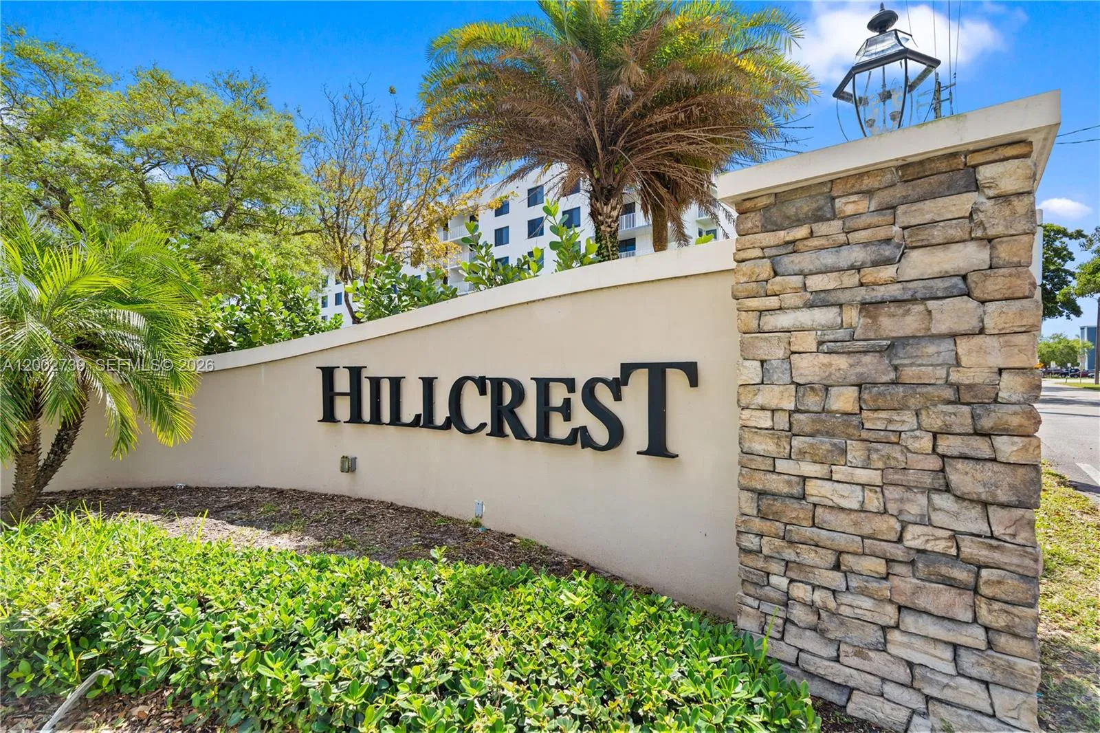 1000 Hillcrest Ct 214, Hollywood, Florida 33021, Hollywood, Florida 33021, 2 Bedrooms Bedrooms, ,2 BathroomsBathrooms,Residential,For Sale,1000 Hillcrest Ct 214, Hollywood, Florida 33021,A12002739