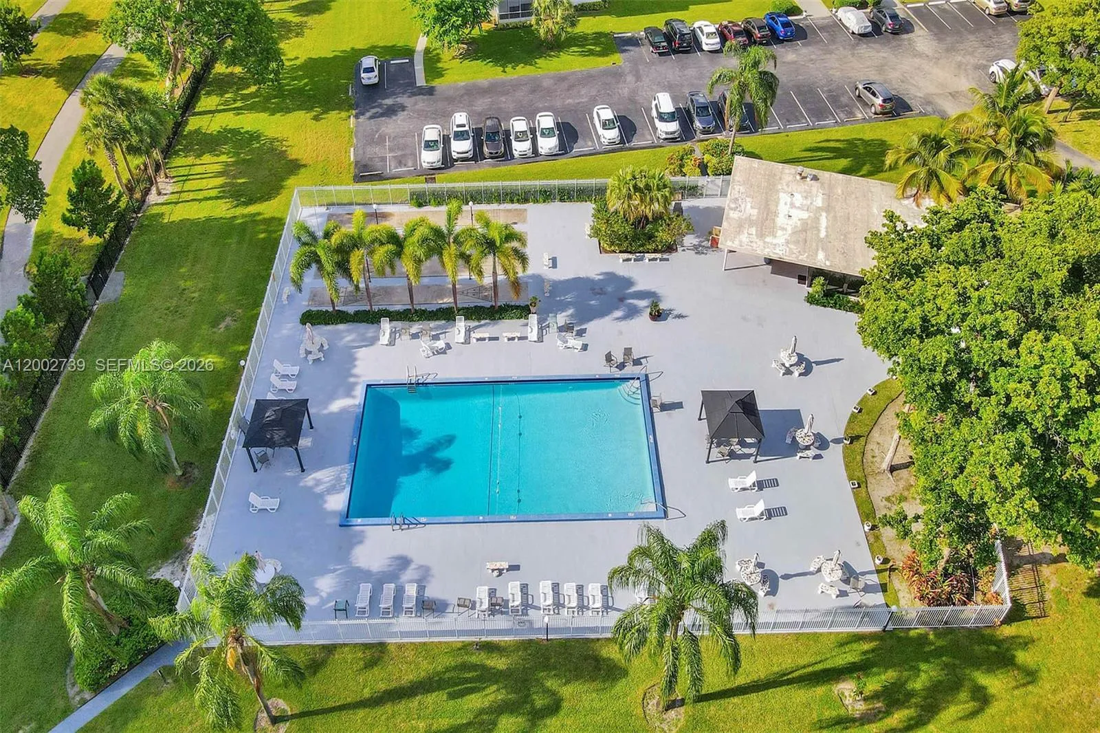 1000 Hillcrest Ct 214, Hollywood, Florida 33021, Hollywood, Florida 33021, 2 Bedrooms Bedrooms, ,2 BathroomsBathrooms,Residential,For Sale,1000 Hillcrest Ct 214, Hollywood, Florida 33021,A12002739