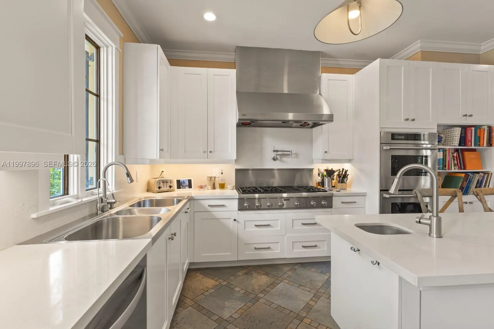 685 Harbor Ln, Key Biscayne, Florida 33149, Key Biscayne, Florida 33149, 5 Bedrooms Bedrooms, ,5 BathroomsBathrooms,Residential,For Sale,685 Harbor Ln, Key Biscayne, Florida 33149,A11997896