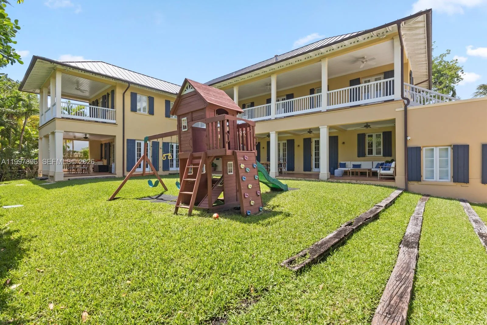 685 Harbor Ln, Key Biscayne, Florida 33149, Key Biscayne, Florida 33149, 5 Bedrooms Bedrooms, ,5 BathroomsBathrooms,Residential,For Sale,685 Harbor Ln, Key Biscayne, Florida 33149,A11997896