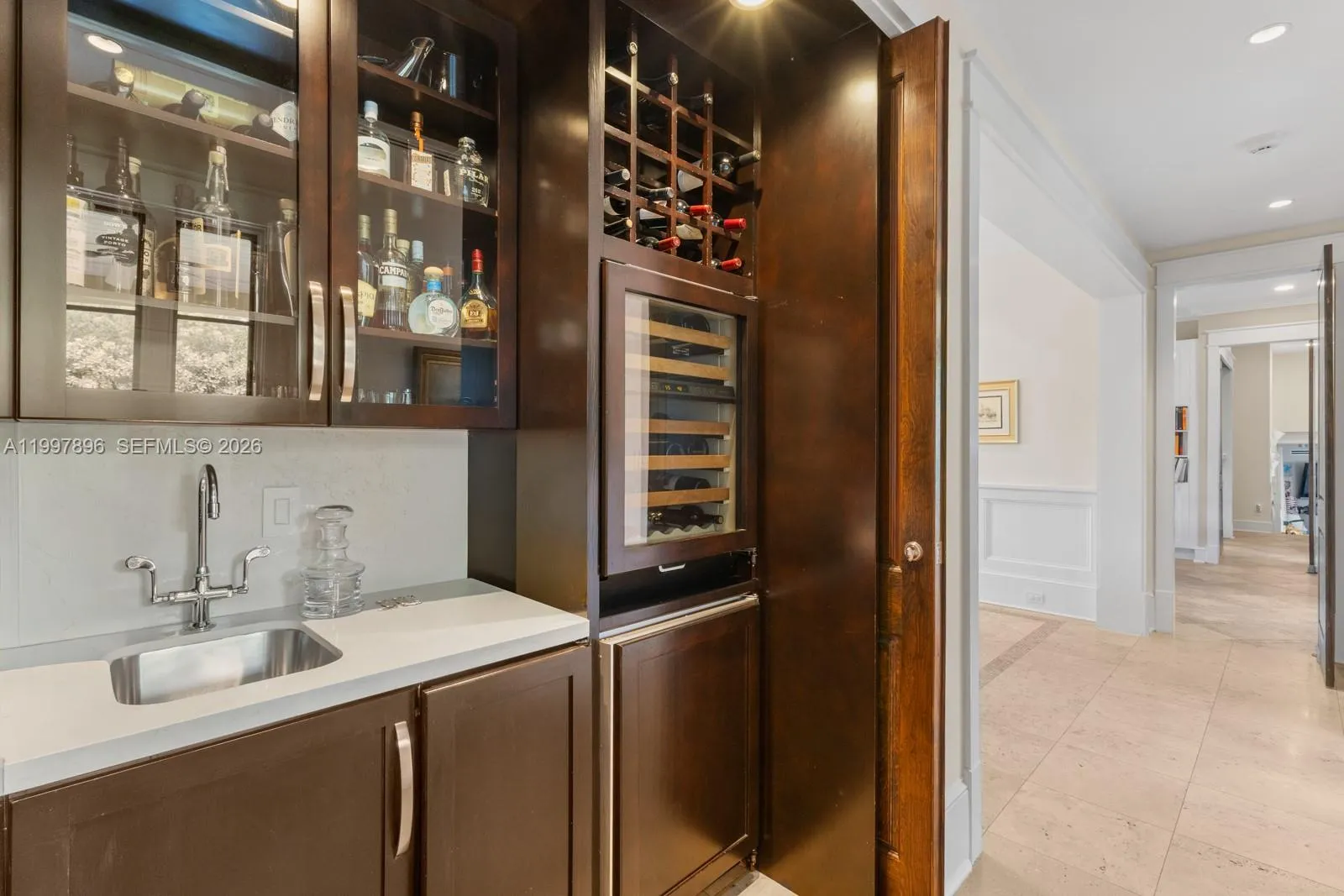 685 Harbor Ln, Key Biscayne, Florida 33149, Key Biscayne, Florida 33149, 5 Bedrooms Bedrooms, ,5 BathroomsBathrooms,Residential,For Sale,685 Harbor Ln, Key Biscayne, Florida 33149,A11997896