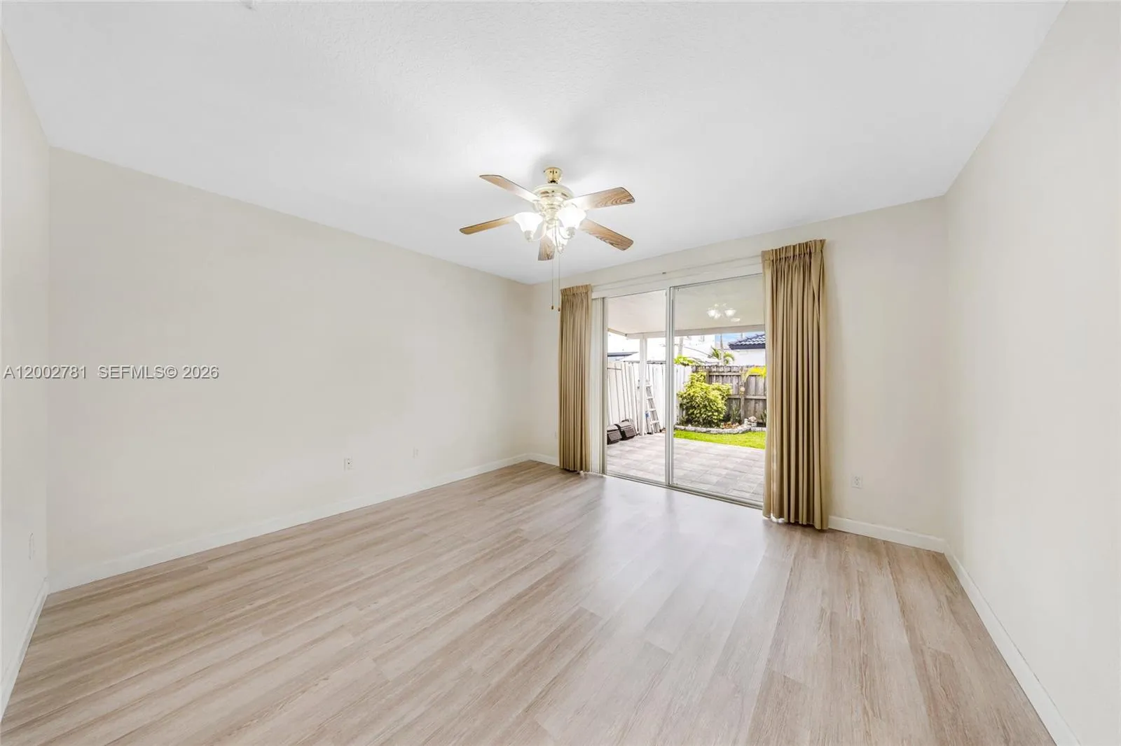 7972 Nw 198th St, Hialeah, Florida 33015, Hialeah, Florida 33015, 3 Bedrooms Bedrooms, ,2 BathroomsBathrooms,Residential,For Sale,7972 Nw 198th St, Hialeah, Florida 33015,A12002781