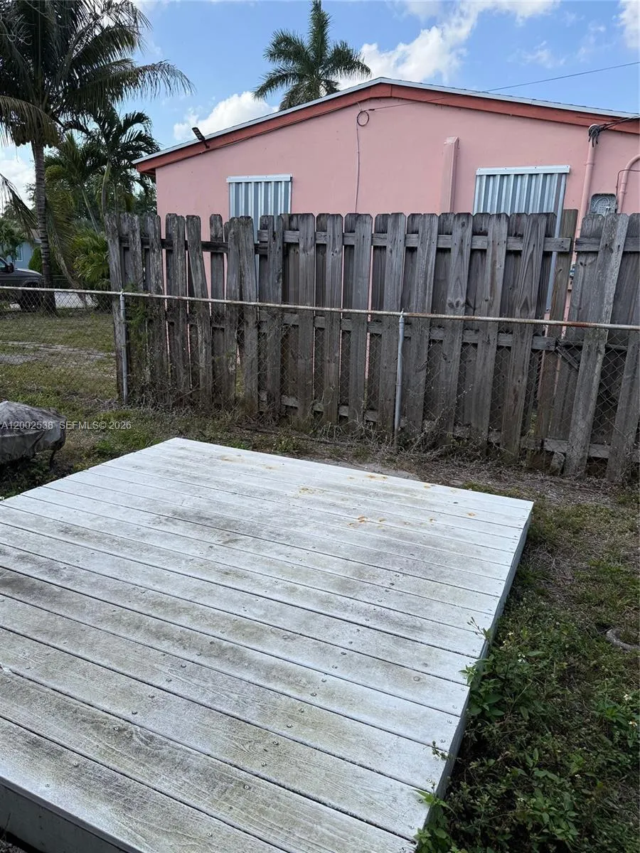 1601 N 68th Ter, Hollywood, Florida 33024, Hollywood, Florida 33024, 3 Bedrooms Bedrooms, ,1 BathroomBathrooms,Residential,For Sale,1601 N 68th Ter, Hollywood, Florida 33024,A12002538
