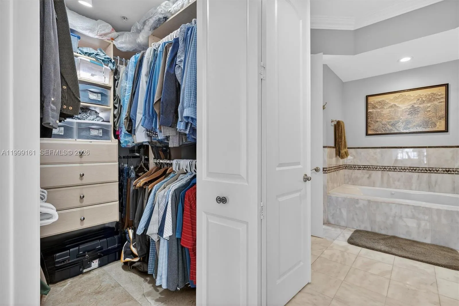 650 Valencia Ave 302, Coral Gables, Florida 33134, Coral Gables, Florida 33134, 3 Bedrooms Bedrooms, ,3 BathroomsBathrooms,Residential,For Sale,650 Valencia Ave 302, Coral Gables, Florida 33134,A11999161