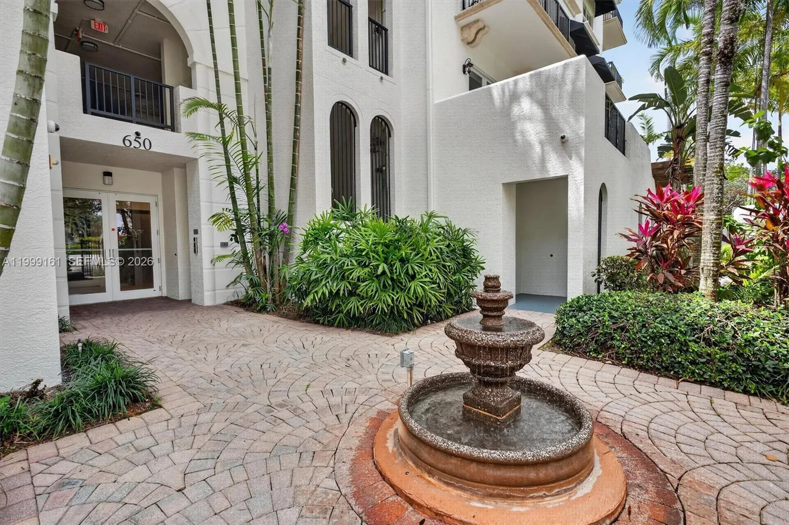 650 Valencia Ave 302, Coral Gables, Florida 33134, Coral Gables, Florida 33134, 3 Bedrooms Bedrooms, ,3 BathroomsBathrooms,Residential,For Sale,650 Valencia Ave 302, Coral Gables, Florida 33134,A11999161