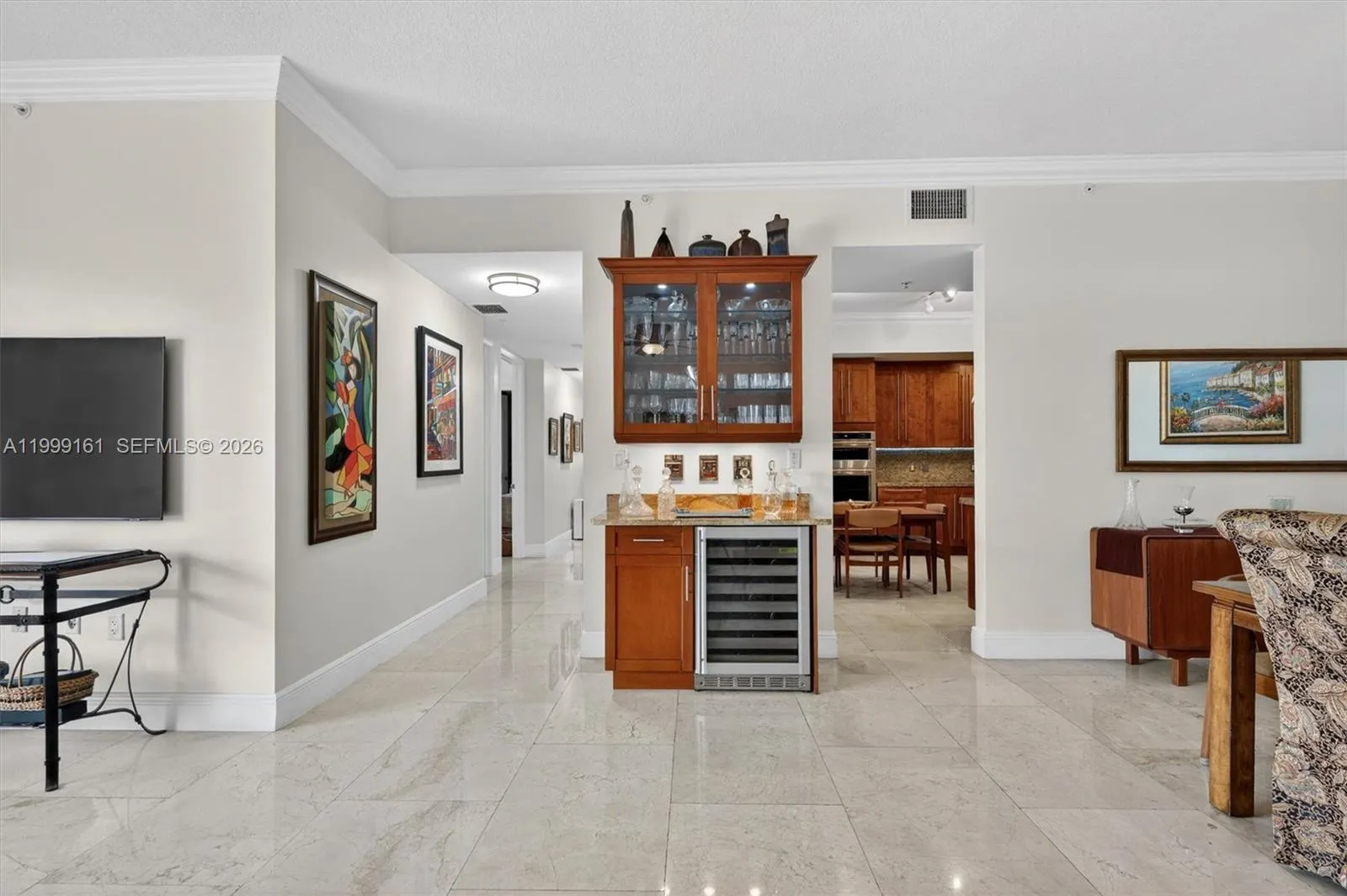 650 Valencia Ave 302, Coral Gables, Florida 33134, Coral Gables, Florida 33134, 3 Bedrooms Bedrooms, ,3 BathroomsBathrooms,Residential,For Sale,650 Valencia Ave 302, Coral Gables, Florida 33134,A11999161