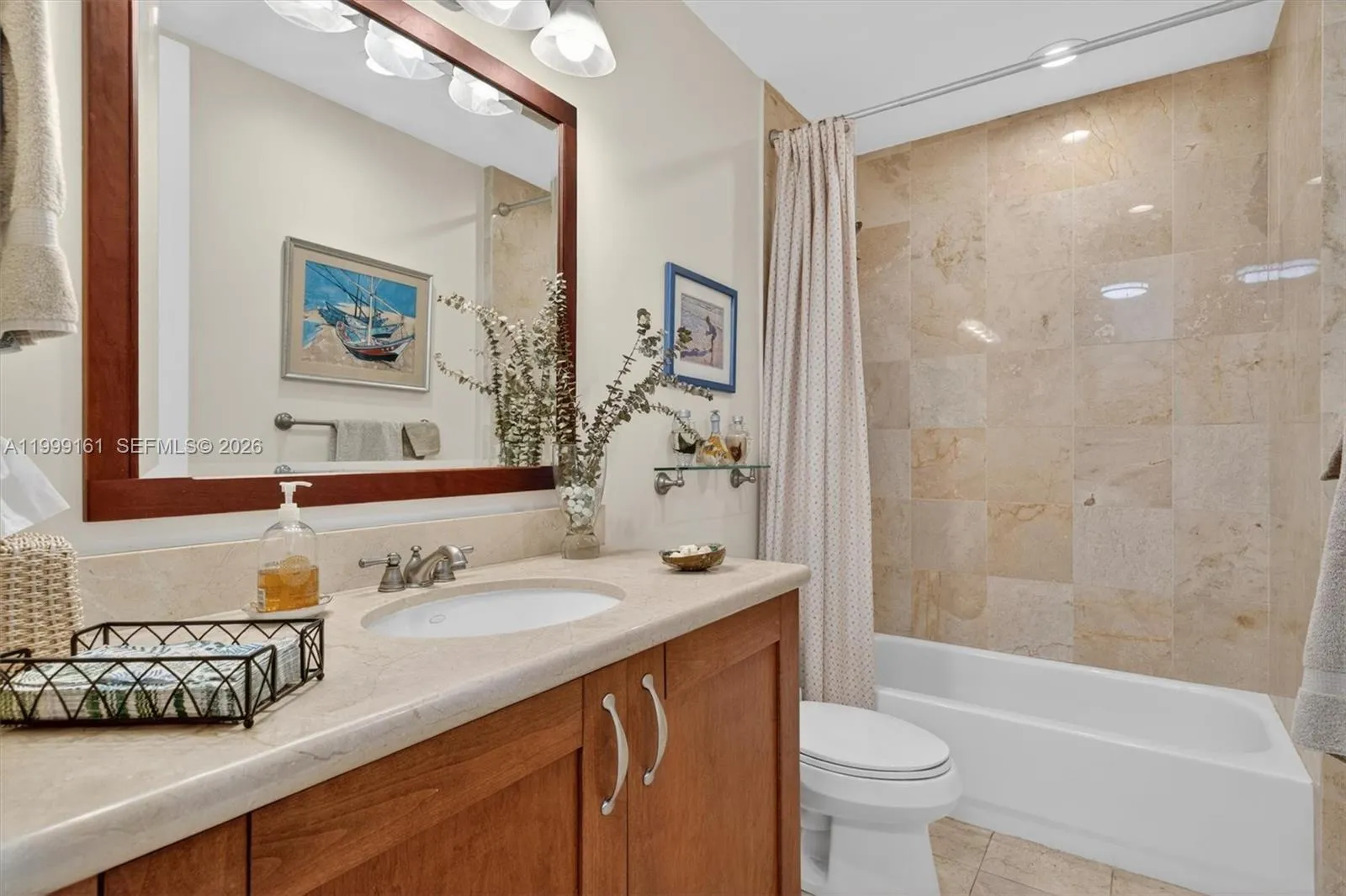 650 Valencia Ave 302, Coral Gables, Florida 33134, Coral Gables, Florida 33134, 3 Bedrooms Bedrooms, ,3 BathroomsBathrooms,Residential,For Sale,650 Valencia Ave 302, Coral Gables, Florida 33134,A11999161