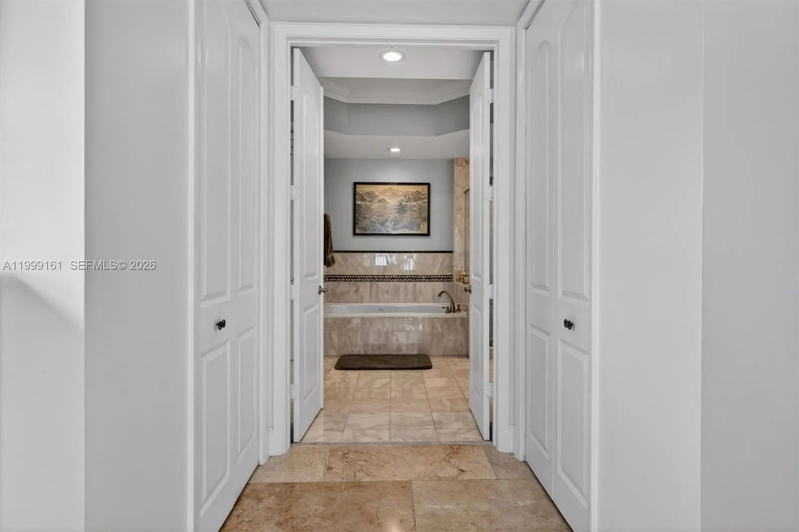 650 Valencia Ave 302, Coral Gables, Florida 33134, Coral Gables, Florida 33134, 3 Bedrooms Bedrooms, ,3 BathroomsBathrooms,Residential,For Sale,650 Valencia Ave 302, Coral Gables, Florida 33134,A11999161