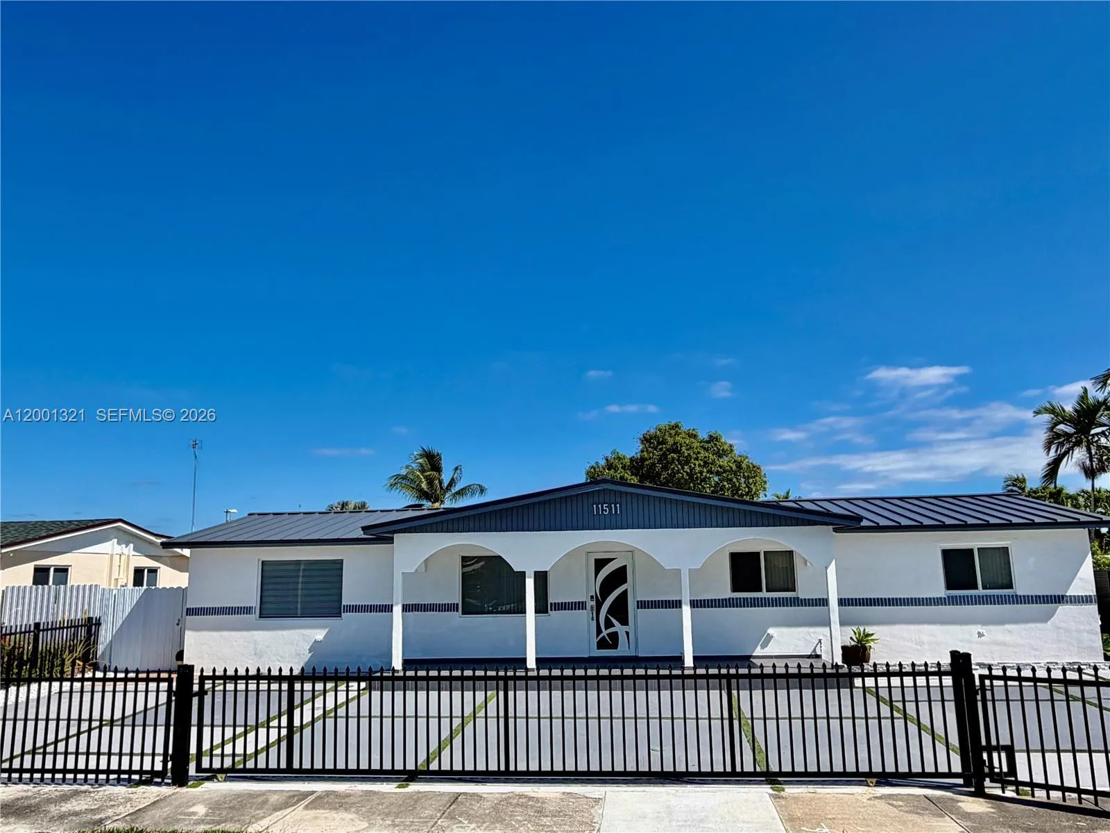 11511 Sw 180th St, Miami, Florida 33157, Miami, Florida 33157, 6 Bedrooms Bedrooms, ,3 BathroomsBathrooms,Residential,For Sale,11511 Sw 180th St, Miami, Florida 33157,A12001321