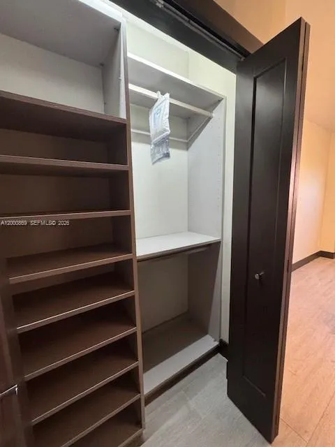 90 Edgewater Dr 606, Coral Gables, Florida 33133, Coral Gables, Florida 33133, 1 Bedroom Bedrooms, ,1 BathroomBathrooms,Residential Lease,For Rent,90 Edgewater Dr 606, Coral Gables, Florida 33133,A12000869