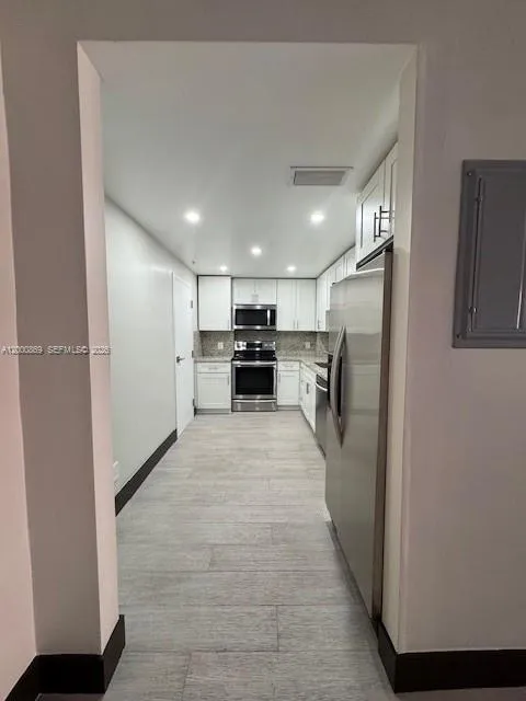 90 Edgewater Dr 606, Coral Gables, Florida 33133, Coral Gables, Florida 33133, 1 Bedroom Bedrooms, ,1 BathroomBathrooms,Residential Lease,For Rent,90 Edgewater Dr 606, Coral Gables, Florida 33133,A12000869