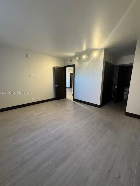 90 Edgewater Dr 606, Coral Gables, Florida 33133, Coral Gables, Florida 33133, 1 Bedroom Bedrooms, ,1 BathroomBathrooms,Residential Lease,For Rent,90 Edgewater Dr 606, Coral Gables, Florida 33133,A12000869