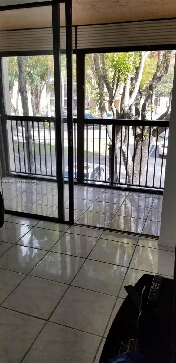 14201 N Kendall Dr 212-d, Miami, Florida 33186, Miami, Florida 33186, 1 Bedroom Bedrooms, ,1 BathroomBathrooms,Residential,For Sale,14201 N Kendall Dr 212-d, Miami, Florida 33186,A12001334
