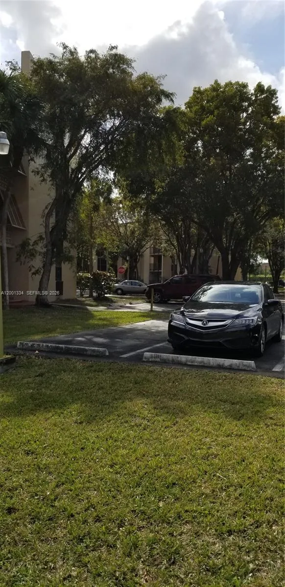 14201 N Kendall Dr 212-d, Miami, Florida 33186, Miami, Florida 33186, 1 Bedroom Bedrooms, ,1 BathroomBathrooms,Residential,For Sale,14201 N Kendall Dr 212-d, Miami, Florida 33186,A12001334
