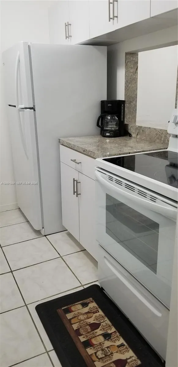 14201 N Kendall Dr 212-d, Miami, Florida 33186, Miami, Florida 33186, 1 Bedroom Bedrooms, ,1 BathroomBathrooms,Residential,For Sale,14201 N Kendall Dr 212-d, Miami, Florida 33186,A12001334