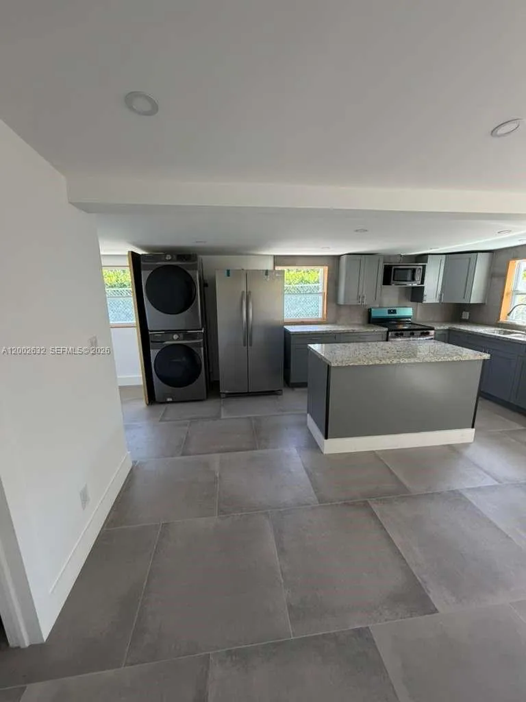 14240 S Biscayne River Rd 2, Miami, Florida 33161, Miami, Florida 33161, 3 Bedrooms Bedrooms, ,2 BathroomsBathrooms,Residential Lease,For Rent,14240 S Biscayne River Rd 2, Miami, Florida 33161,A12002632