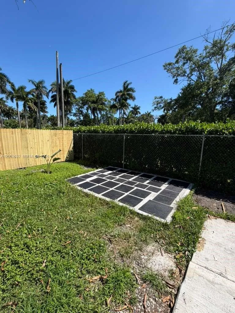 14240 S Biscayne River Rd 2, Miami, Florida 33161, Miami, Florida 33161, 3 Bedrooms Bedrooms, ,2 BathroomsBathrooms,Residential Lease,For Rent,14240 S Biscayne River Rd 2, Miami, Florida 33161,A12002632