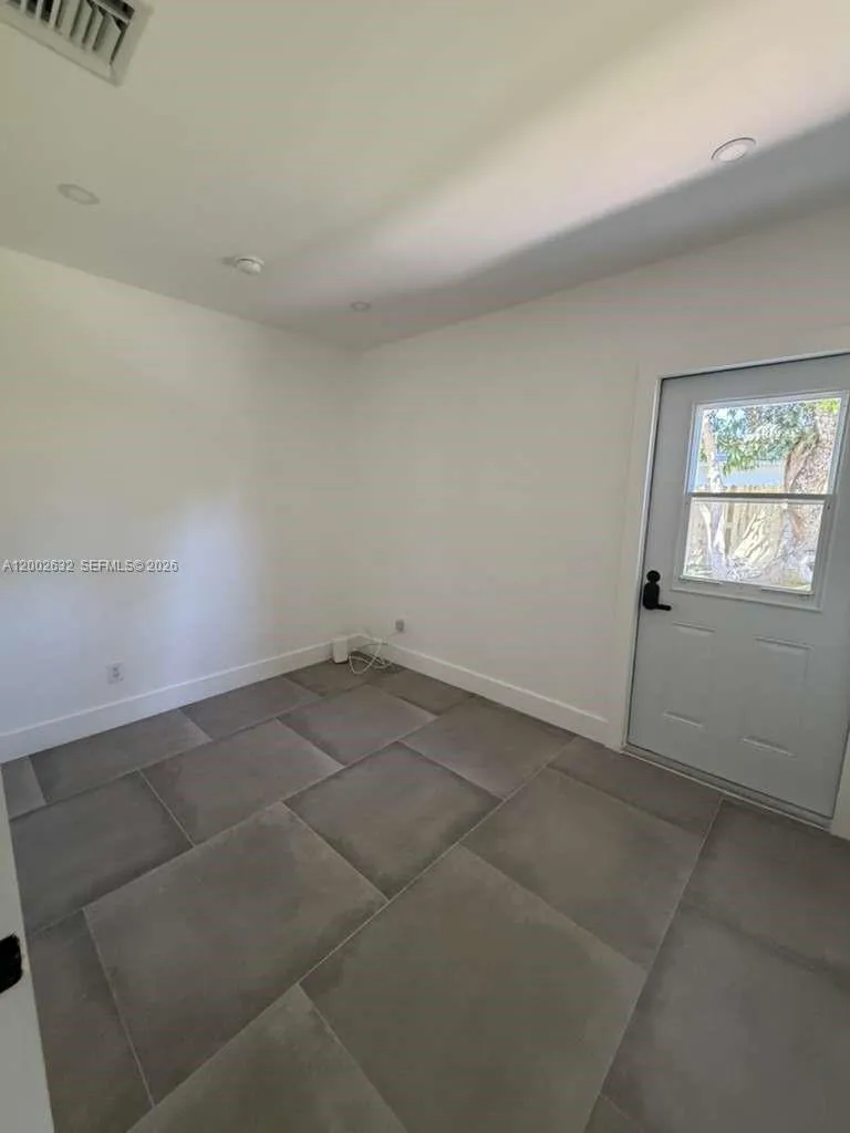 14240 S Biscayne River Rd 2, Miami, Florida 33161, Miami, Florida 33161, 3 Bedrooms Bedrooms, ,2 BathroomsBathrooms,Residential Lease,For Rent,14240 S Biscayne River Rd 2, Miami, Florida 33161,A12002632