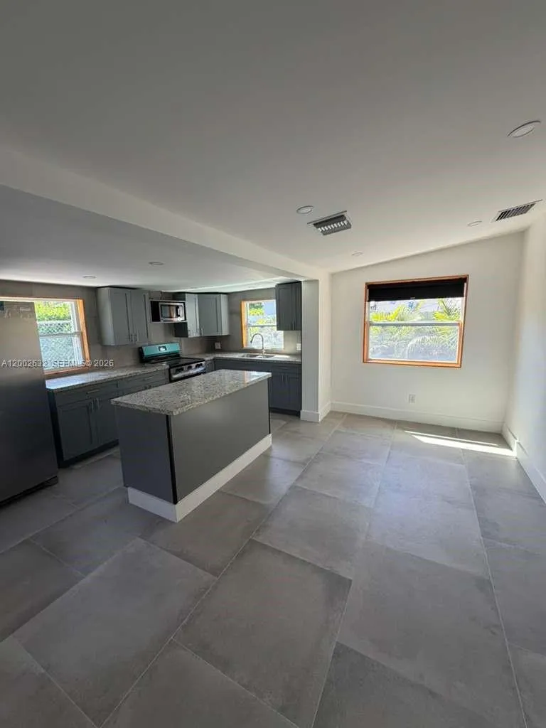 14240 S Biscayne River Rd 2, Miami, Florida 33161, Miami, Florida 33161, 3 Bedrooms Bedrooms, ,2 BathroomsBathrooms,Residential Lease,For Rent,14240 S Biscayne River Rd 2, Miami, Florida 33161,A12002632