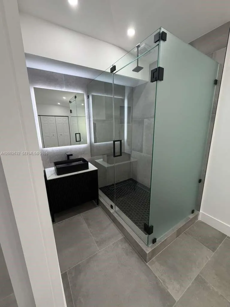 14240 S Biscayne River Rd 2, Miami, Florida 33161, Miami, Florida 33161, 3 Bedrooms Bedrooms, ,2 BathroomsBathrooms,Residential Lease,For Rent,14240 S Biscayne River Rd 2, Miami, Florida 33161,A12002632