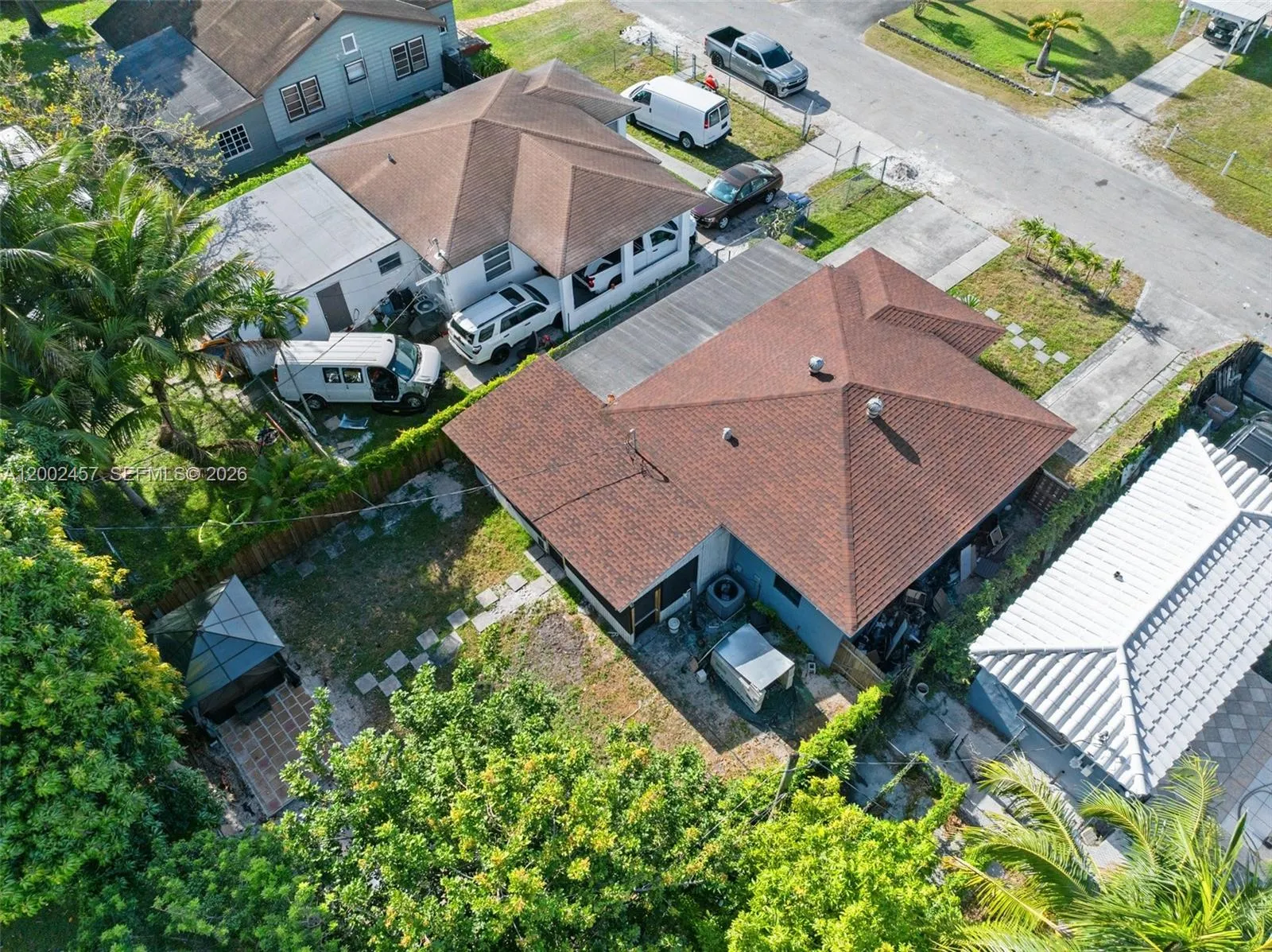 2410 Jackson St, Hollywood, Florida 33020, Hollywood, Florida 33020, 2 Bedrooms Bedrooms, ,1 BathroomBathrooms,Residential,For Sale,2410 Jackson St, Hollywood, Florida 33020,A12002457