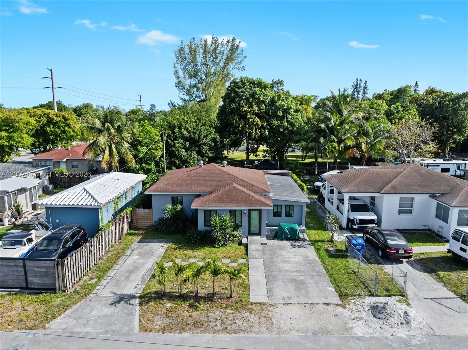 2410 Jackson St, Hollywood, Florida 33020, Hollywood, Florida 33020, 2 Bedrooms Bedrooms, ,1 BathroomBathrooms,Residential,For Sale,2410 Jackson St, Hollywood, Florida 33020,A12002457