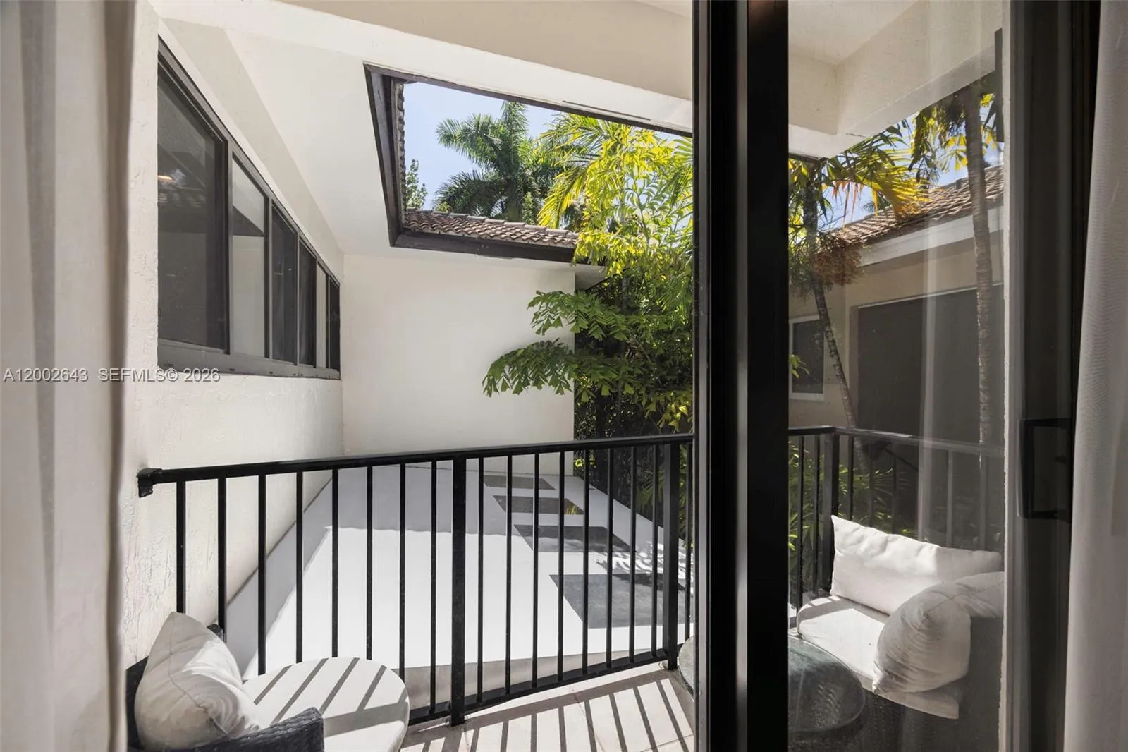 2301 Tigertail Ave, Coconut Grove, Florida 33133, Coconut Grove, Florida 33133, 4 Bedrooms Bedrooms, ,4 BathroomsBathrooms,Residential,For Sale,2301 Tigertail Ave, Coconut Grove, Florida 33133,A12002643