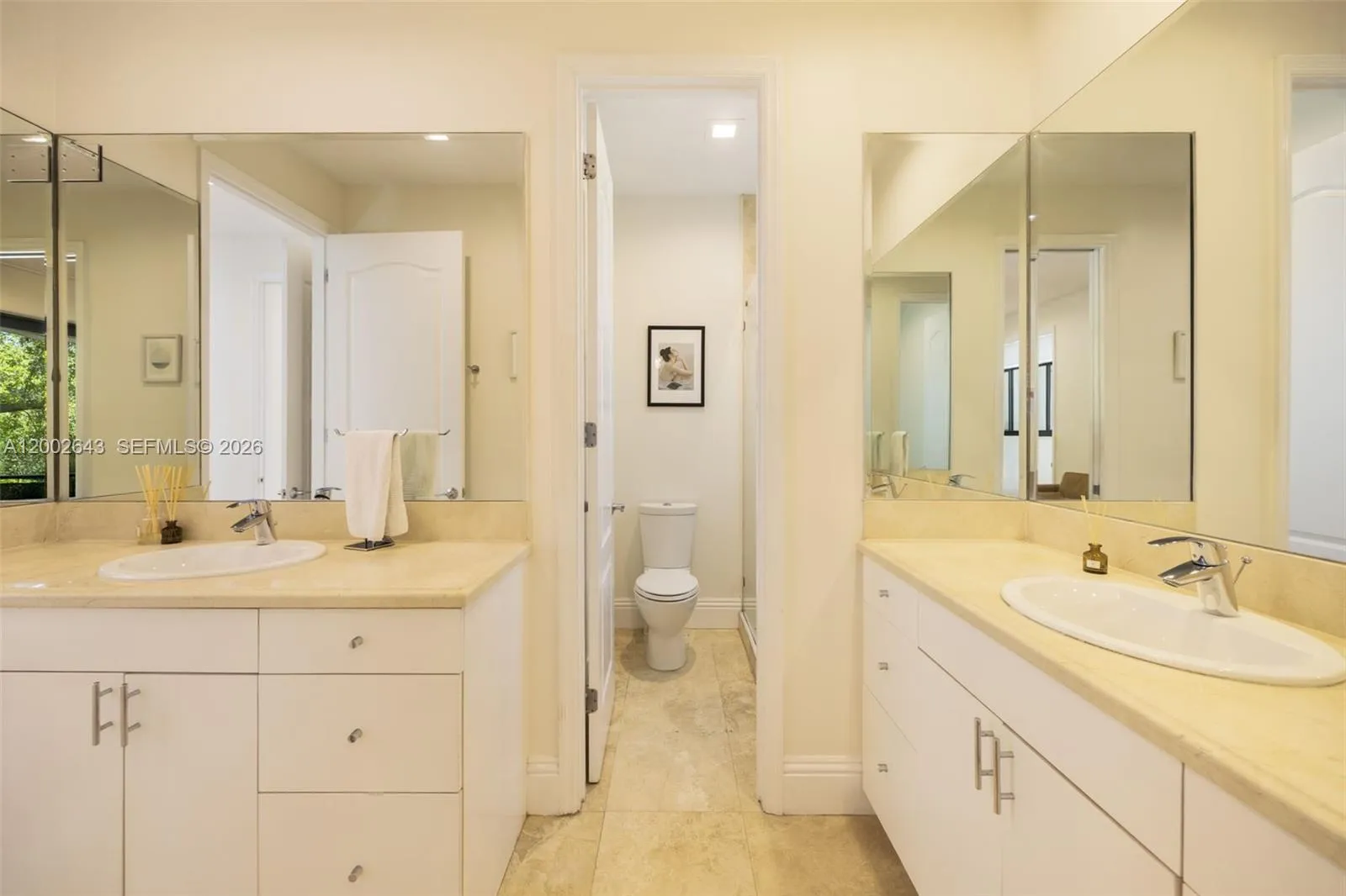 2301 Tigertail Ave, Coconut Grove, Florida 33133, Coconut Grove, Florida 33133, 4 Bedrooms Bedrooms, ,4 BathroomsBathrooms,Residential,For Sale,2301 Tigertail Ave, Coconut Grove, Florida 33133,A12002643