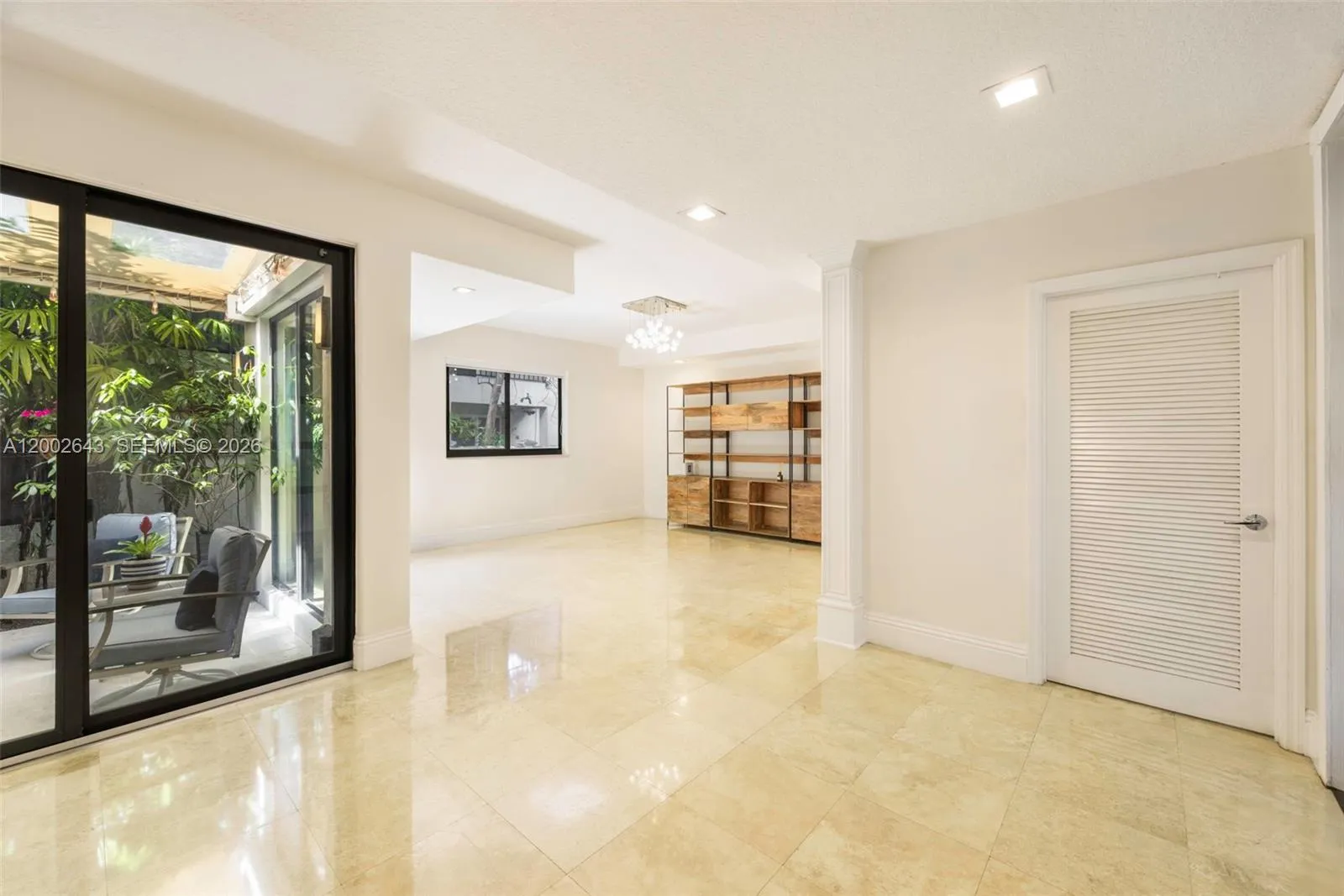 2301 Tigertail Ave, Coconut Grove, Florida 33133, Coconut Grove, Florida 33133, 4 Bedrooms Bedrooms, ,4 BathroomsBathrooms,Residential,For Sale,2301 Tigertail Ave, Coconut Grove, Florida 33133,A12002643