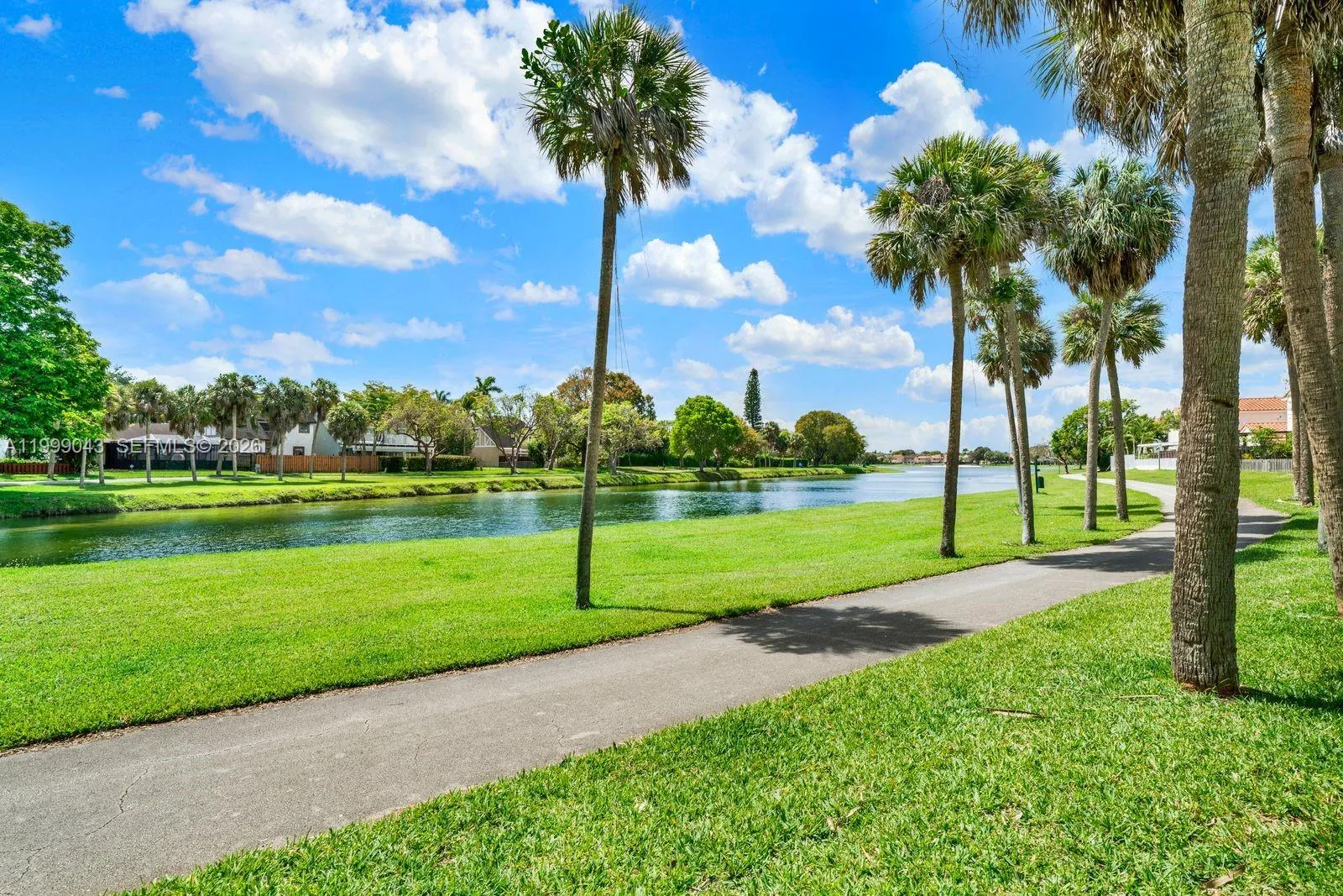 10441 Mahogany Key Cir 202, Miami, Florida 33196, Miami, Florida 33196, 2 Bedrooms Bedrooms, ,2 BathroomsBathrooms,Residential,For Sale,10441 Mahogany Key Cir 202, Miami, Florida 33196,A11999043