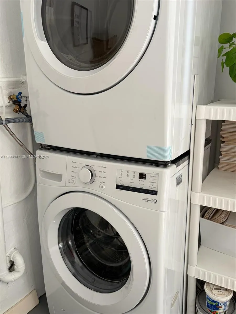 10441 Mahogany Key Cir 202, Miami, Florida 33196, Miami, Florida 33196, 2 Bedrooms Bedrooms, ,2 BathroomsBathrooms,Residential,For Sale,10441 Mahogany Key Cir 202, Miami, Florida 33196,A11999043