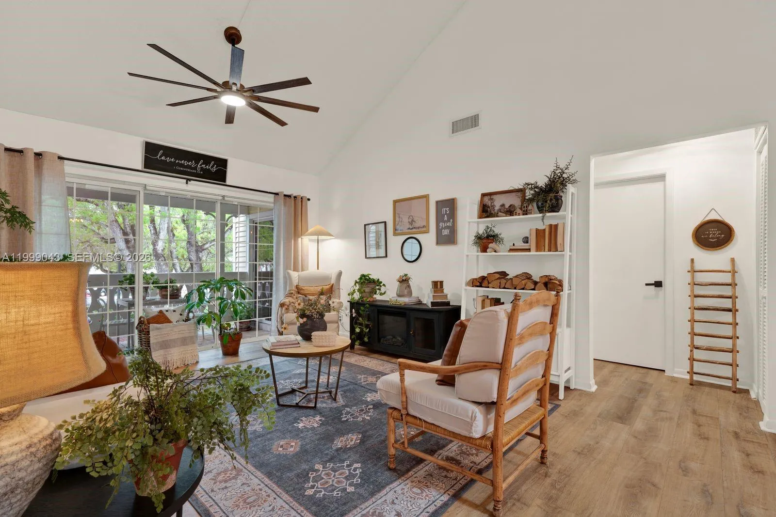 10441 Mahogany Key Cir 202, Miami, Florida 33196, Miami, Florida 33196, 2 Bedrooms Bedrooms, ,2 BathroomsBathrooms,Residential,For Sale,10441 Mahogany Key Cir 202, Miami, Florida 33196,A11999043