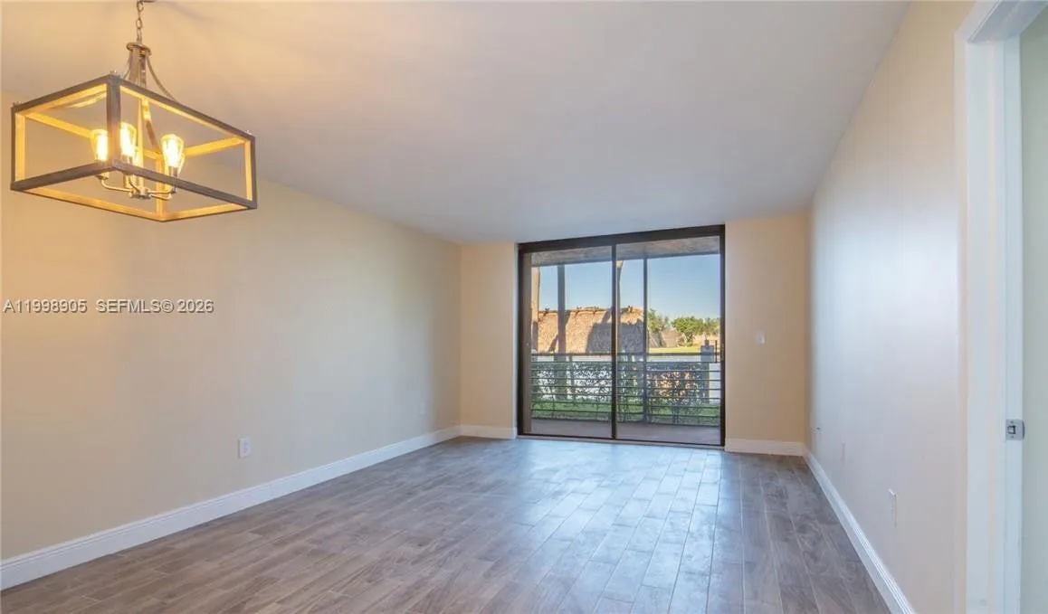 1100 Colony Point Cir 105, Pembroke Pines, Florida, Pembroke Pines, Florida 33026, 1 Bedroom Bedrooms, ,1 BathroomBathrooms,Residential,For Sale,1100 Colony Point Cir 105, Pembroke Pines, Florida,A11998905