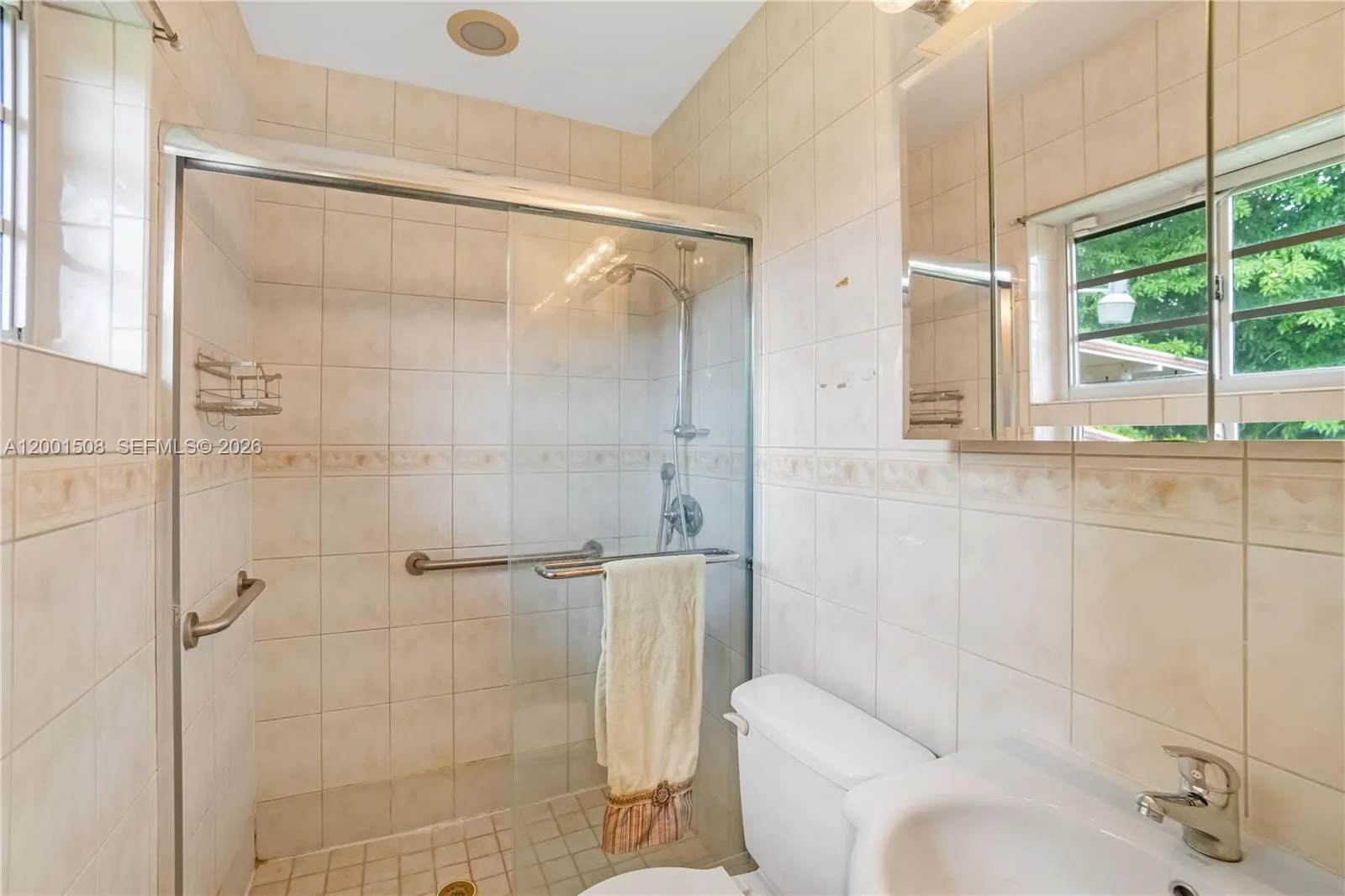 3240 Sw 96th Ave, Miami, Florida 33165, Miami, Florida 33165, 3 Bedrooms Bedrooms, ,2 BathroomsBathrooms,Residential,For Sale,3240 Sw 96th Ave, Miami, Florida 33165,A12001508