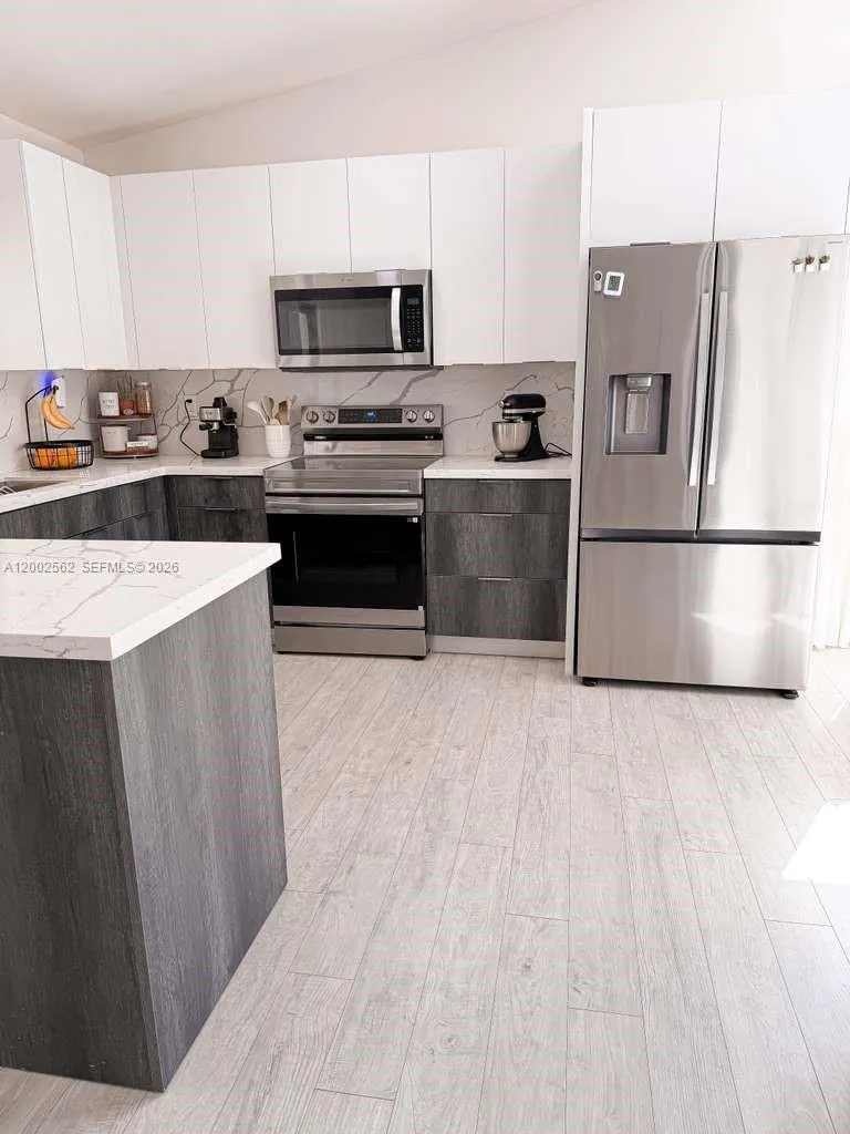 14554 Sw 96 Terr Sw 96 Terr, Miami, Florida 33186, Miami, Florida 33186, 4 Bedrooms Bedrooms, ,2 BathroomsBathrooms,Residential,For Sale,14554 Sw 96 Terr Sw 96 Terr, Miami, Florida 33186,A12002562