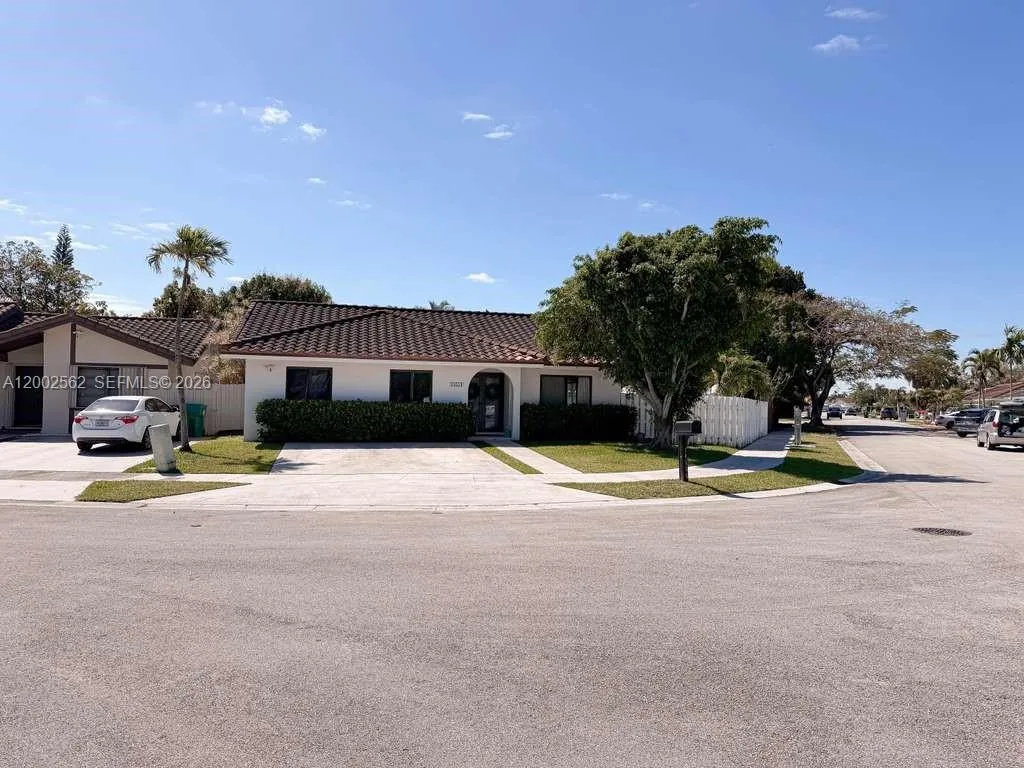 14554 Sw 96 Terr Sw 96 Terr, Miami, Florida 33186, Miami, Florida 33186, 4 Bedrooms Bedrooms, ,2 BathroomsBathrooms,Residential,For Sale,14554 Sw 96 Terr Sw 96 Terr, Miami, Florida 33186,A12002562